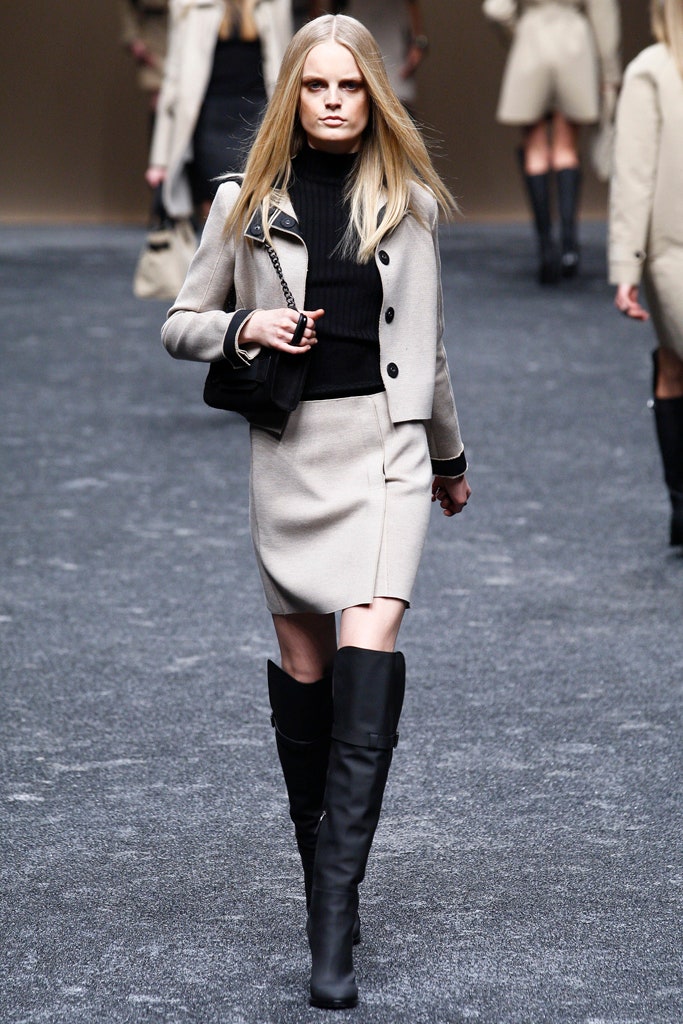 Blumarine F/W 11 Look 26