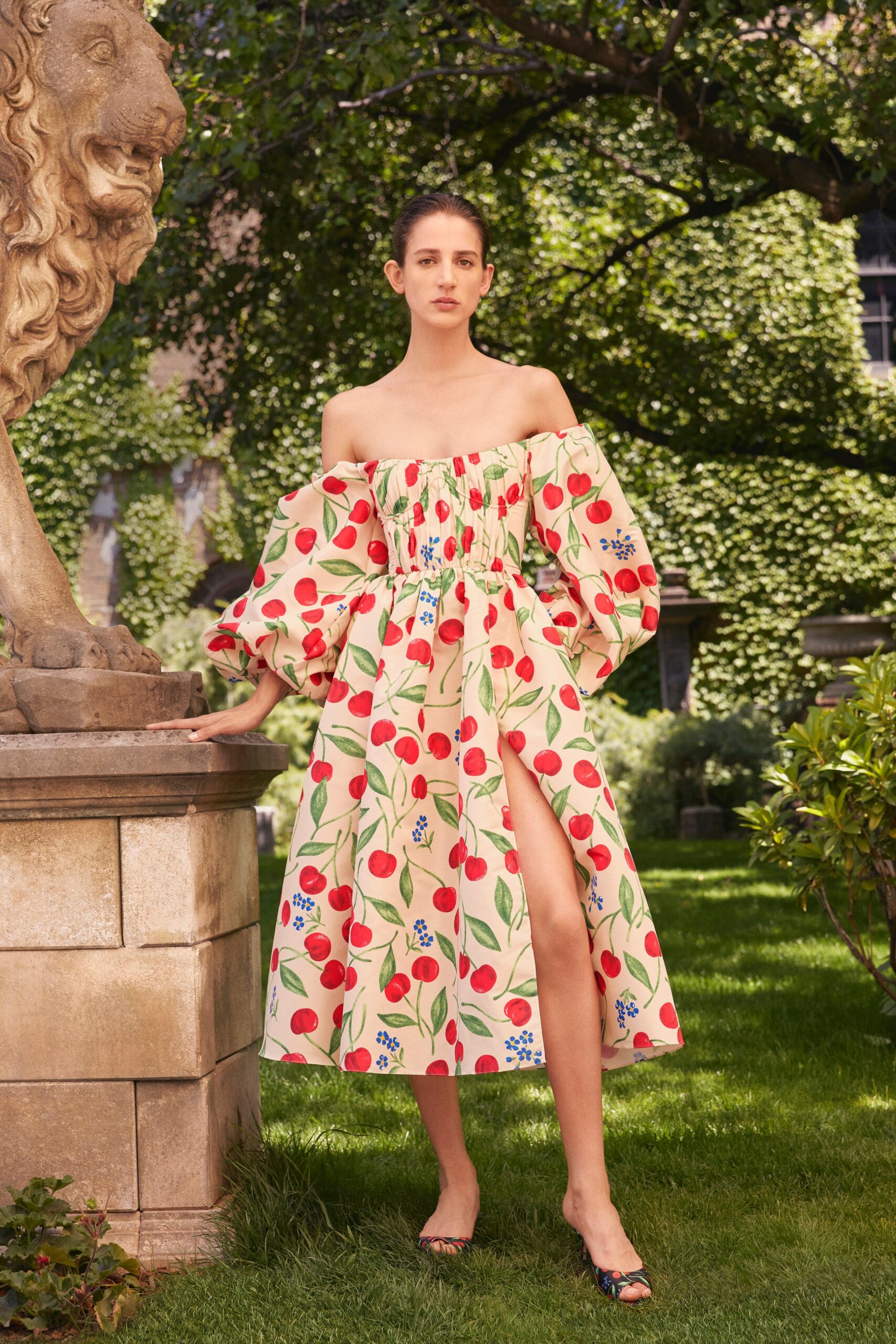 Carolina Herrera Resort 23 Look 6