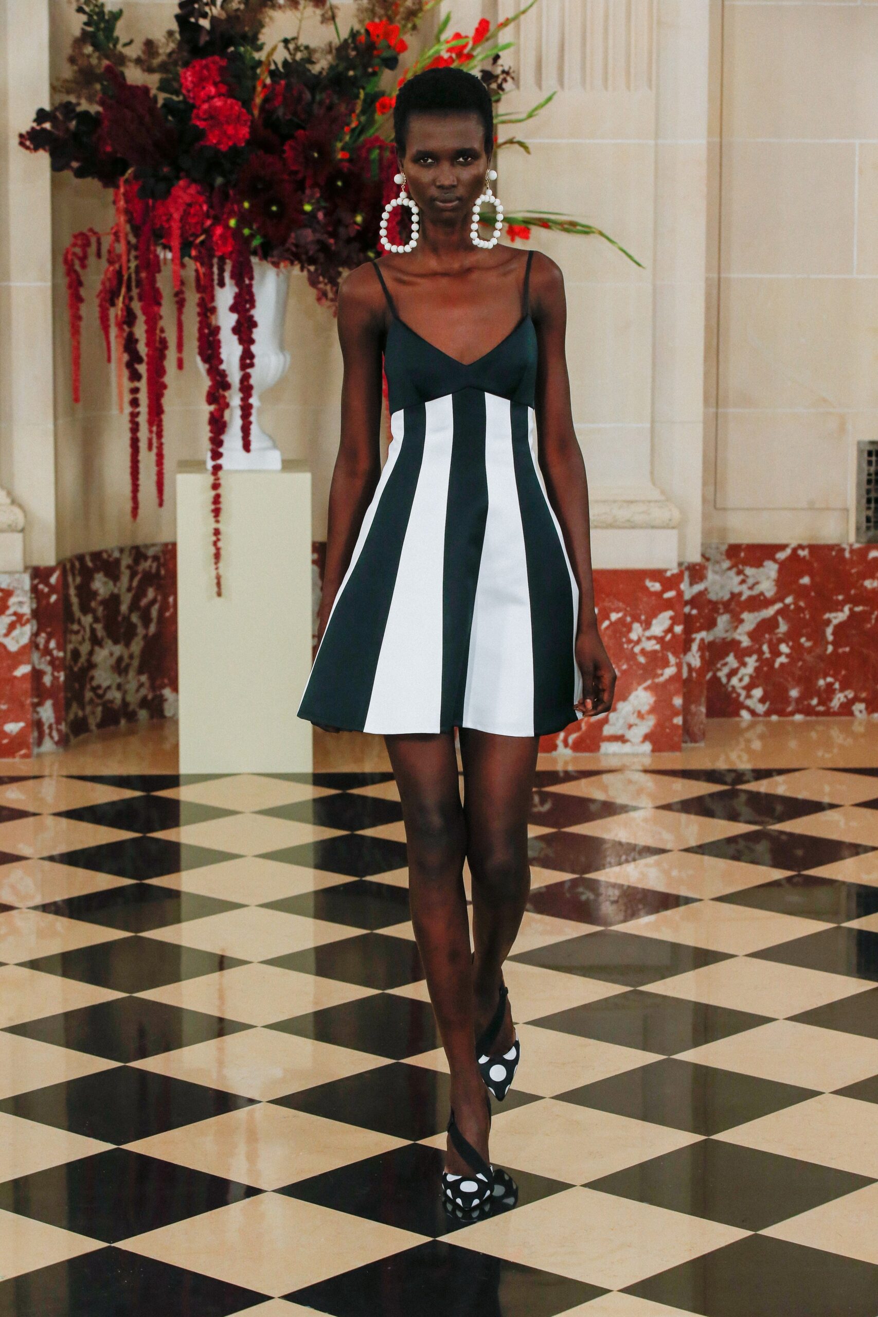 Carolina Herrera S/S 22 Look 7