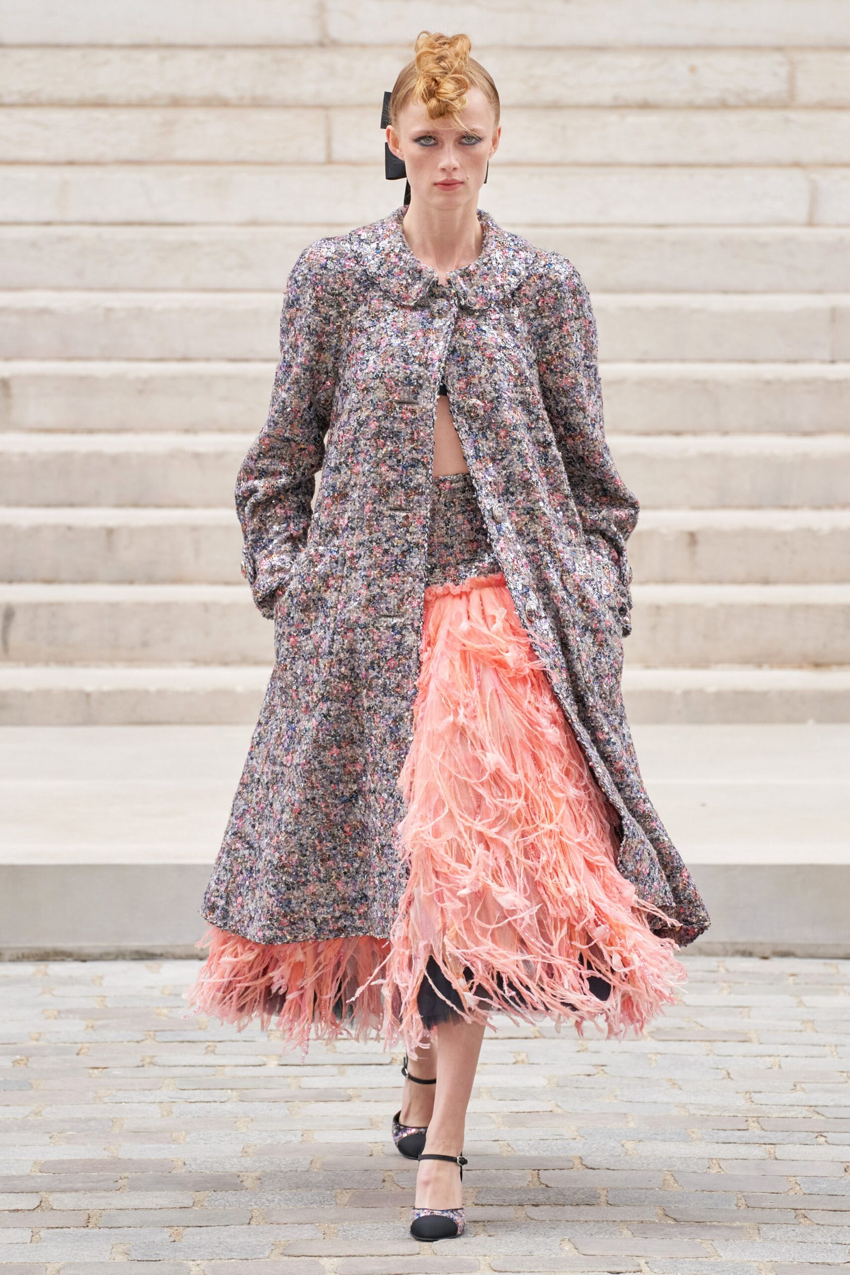 Chanel F/W 21 Couture Look 6