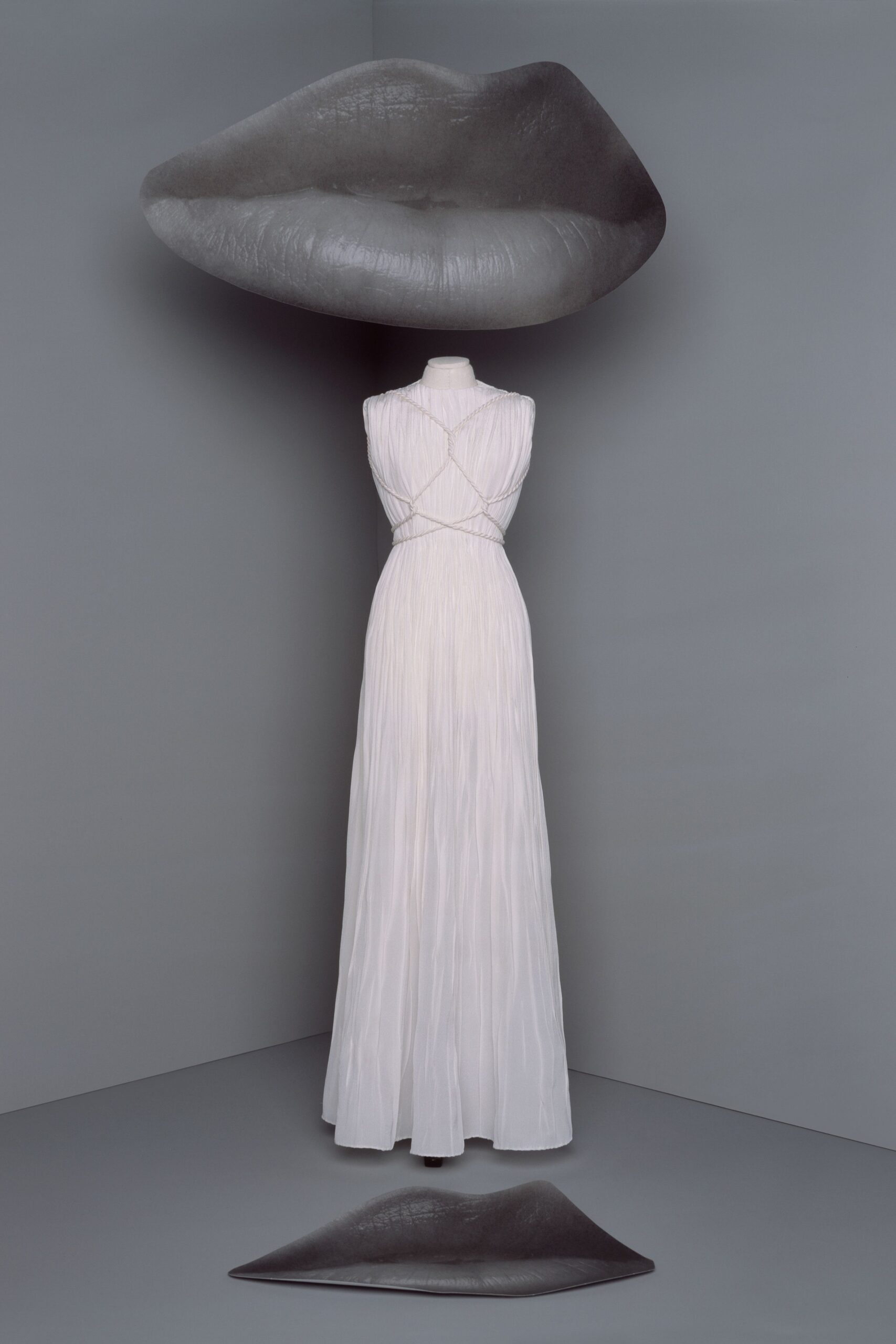 Christian Dior F/W 20 Couture Look 8