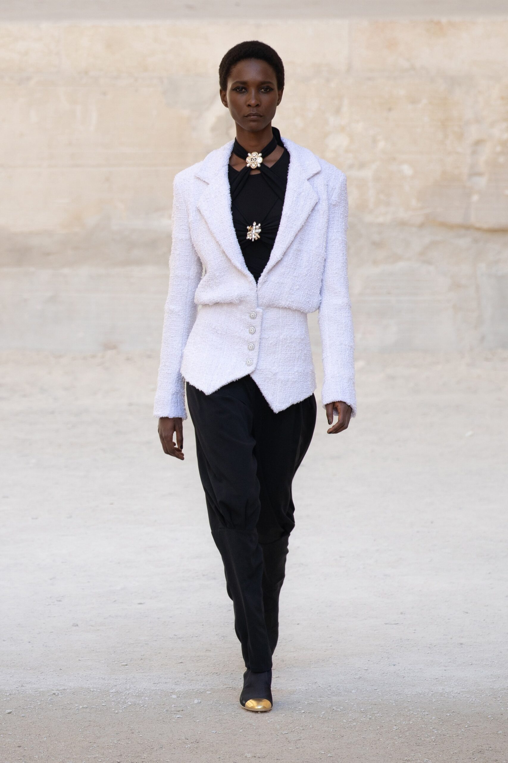 Chanel Resort 22 Look 28