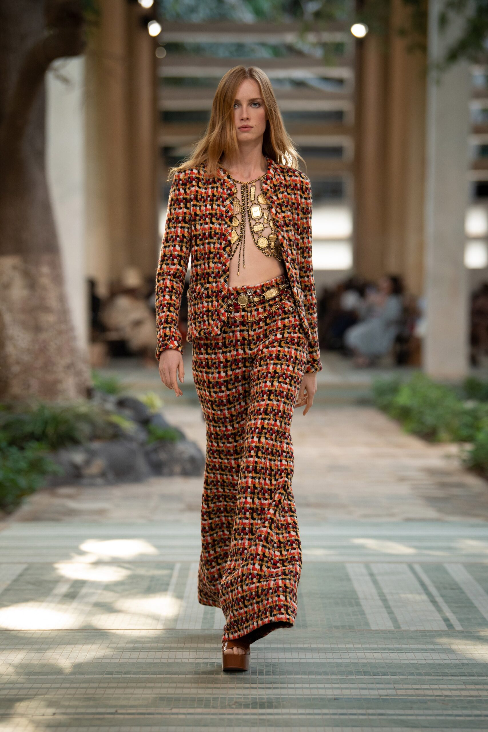 Chanel F/W 23 Look 23
