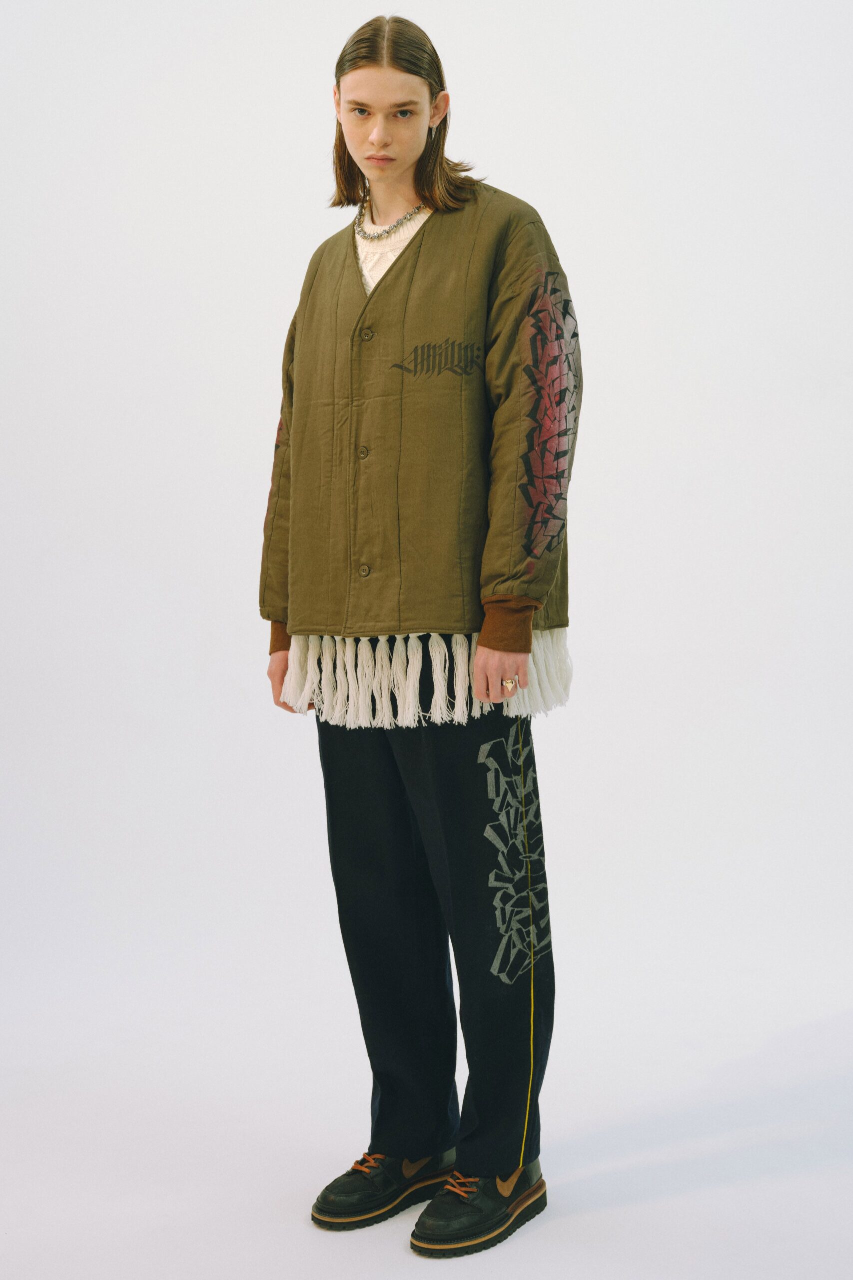 oversized collarless quilted jacket