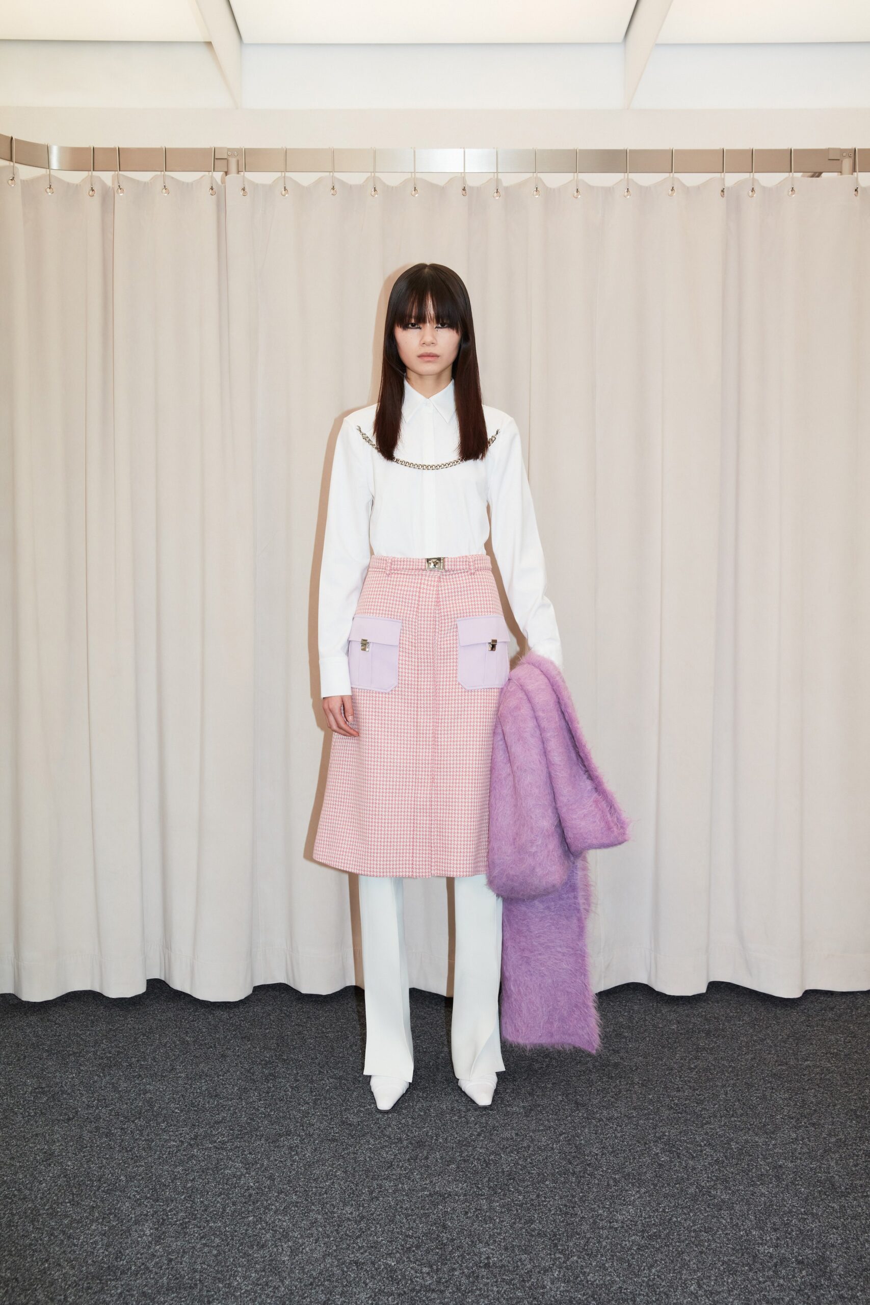 pink tweed high-waisted houndstooth pockets textured midi skirt