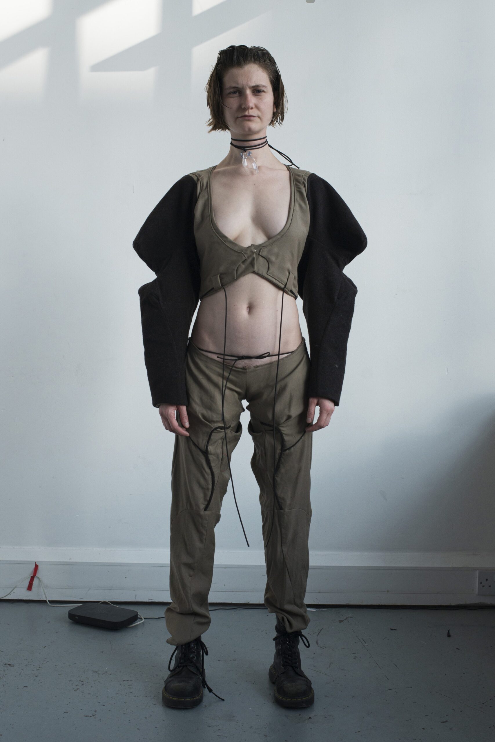 deep scoop cropped top
