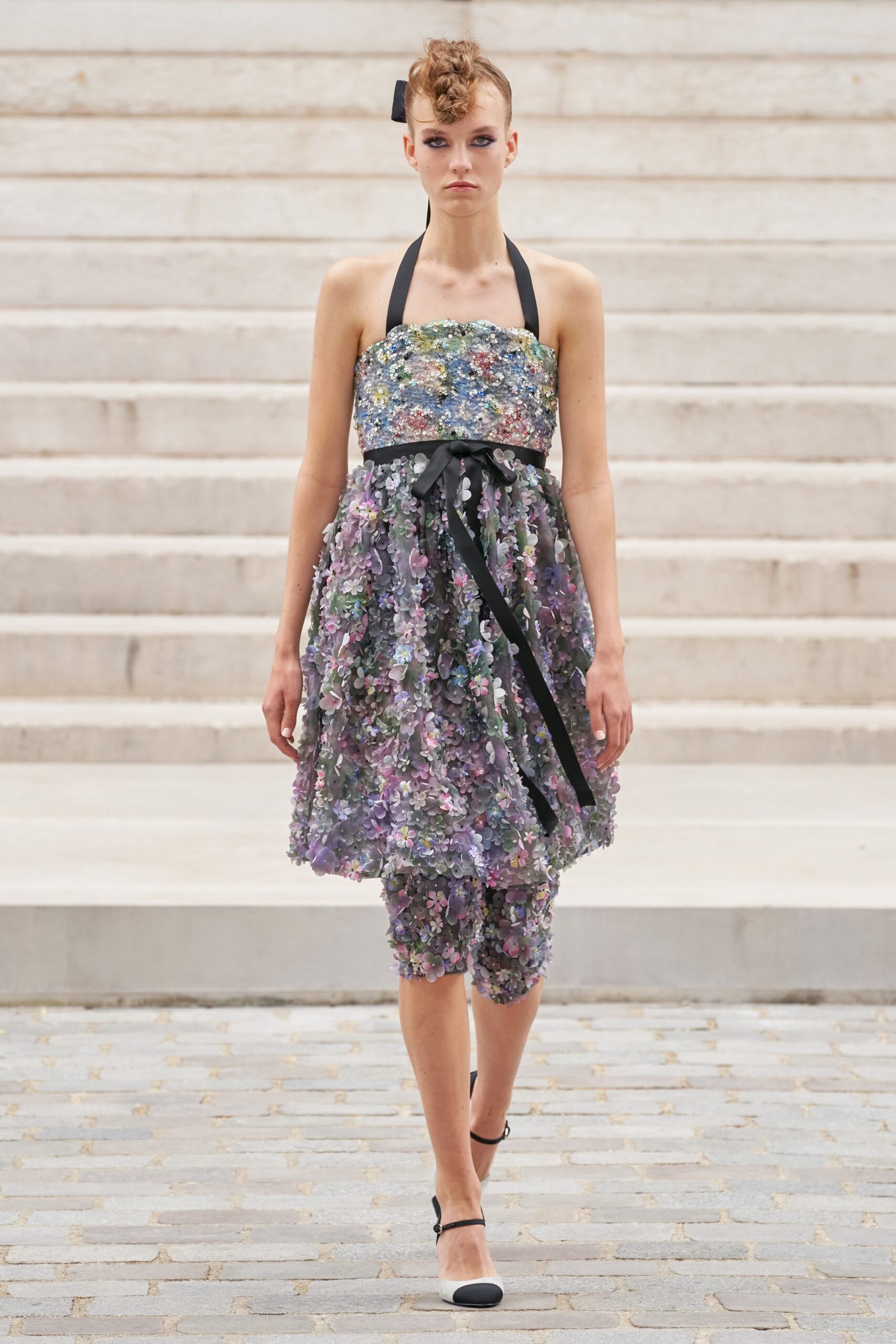 Chanel F/W 21 Couture Look 29
