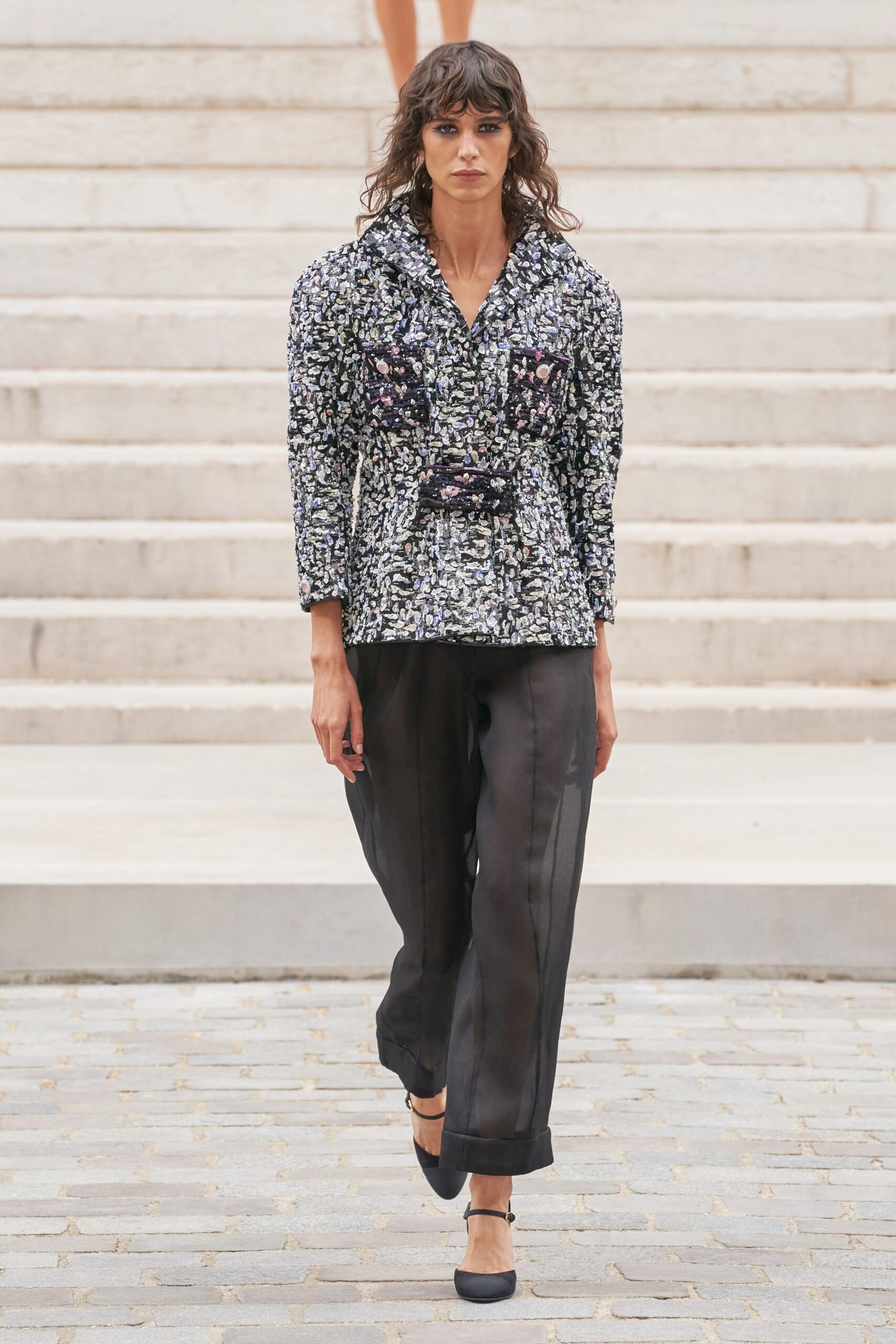 Chanel F/W 21 Couture Look 35
