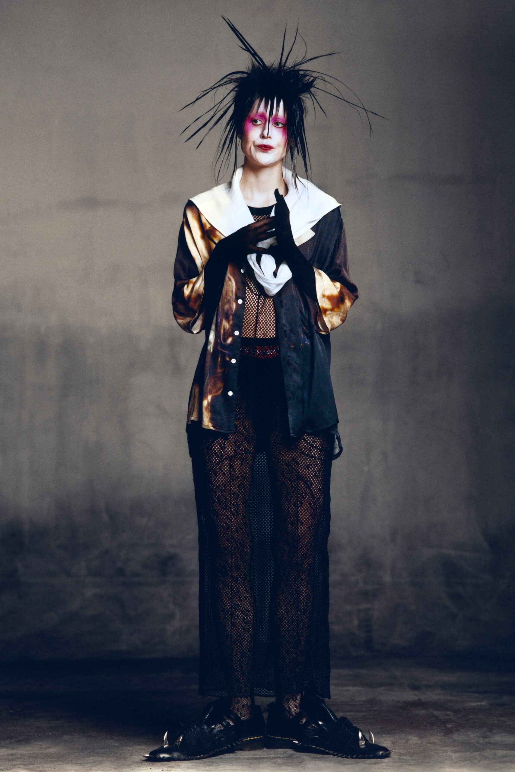 black satin long-sleeve collared relaxed buttoned printed shirt