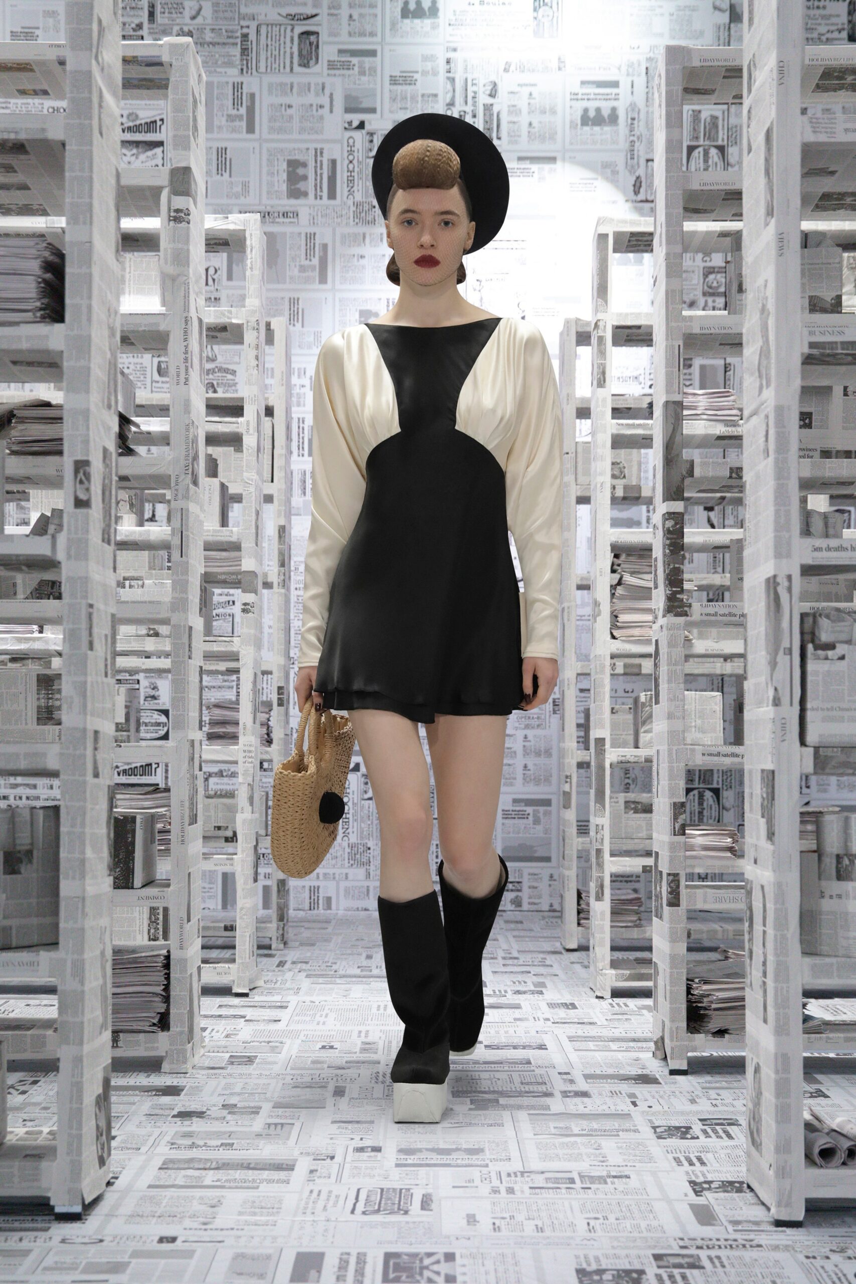Chocheng F/W 22 Look 53