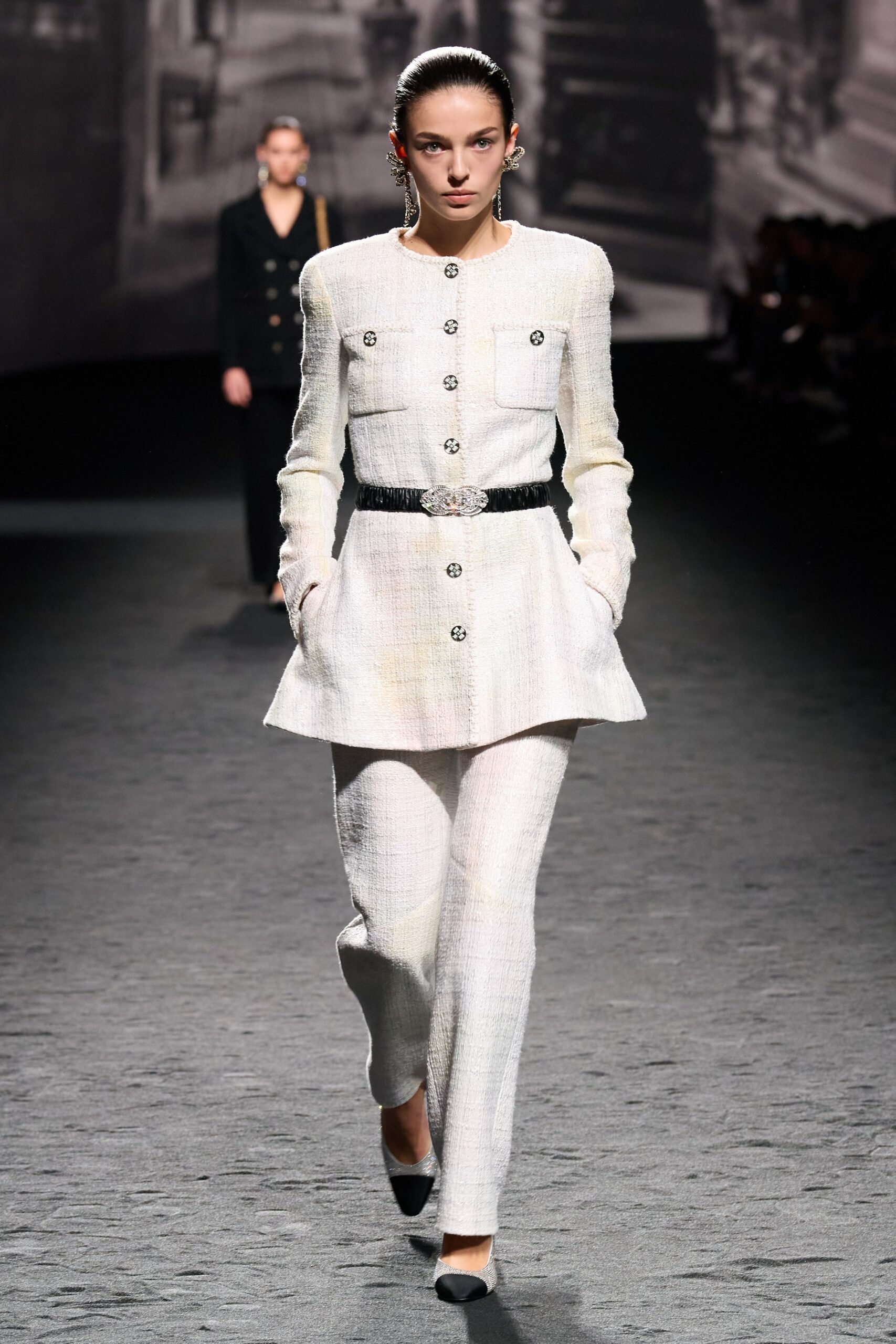 white tweed long-sleeve high-neck structured buttoned pockets jacket