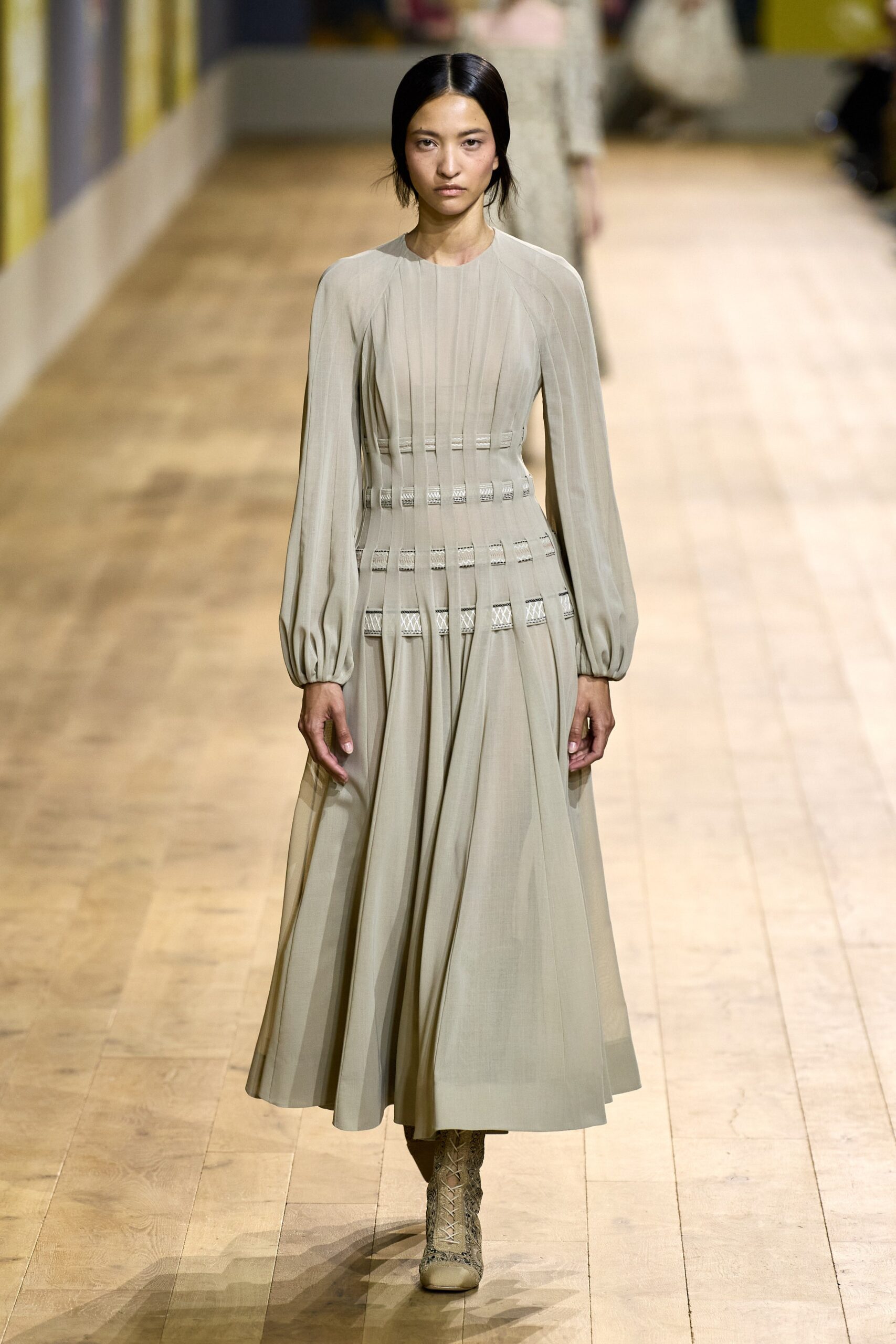 Christian Dior F/W 22 Couture Look 48