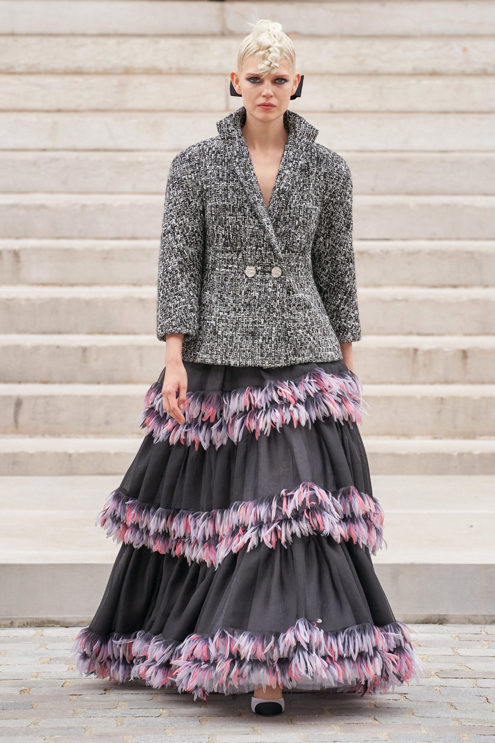Chanel F/W 21 Couture Look 60