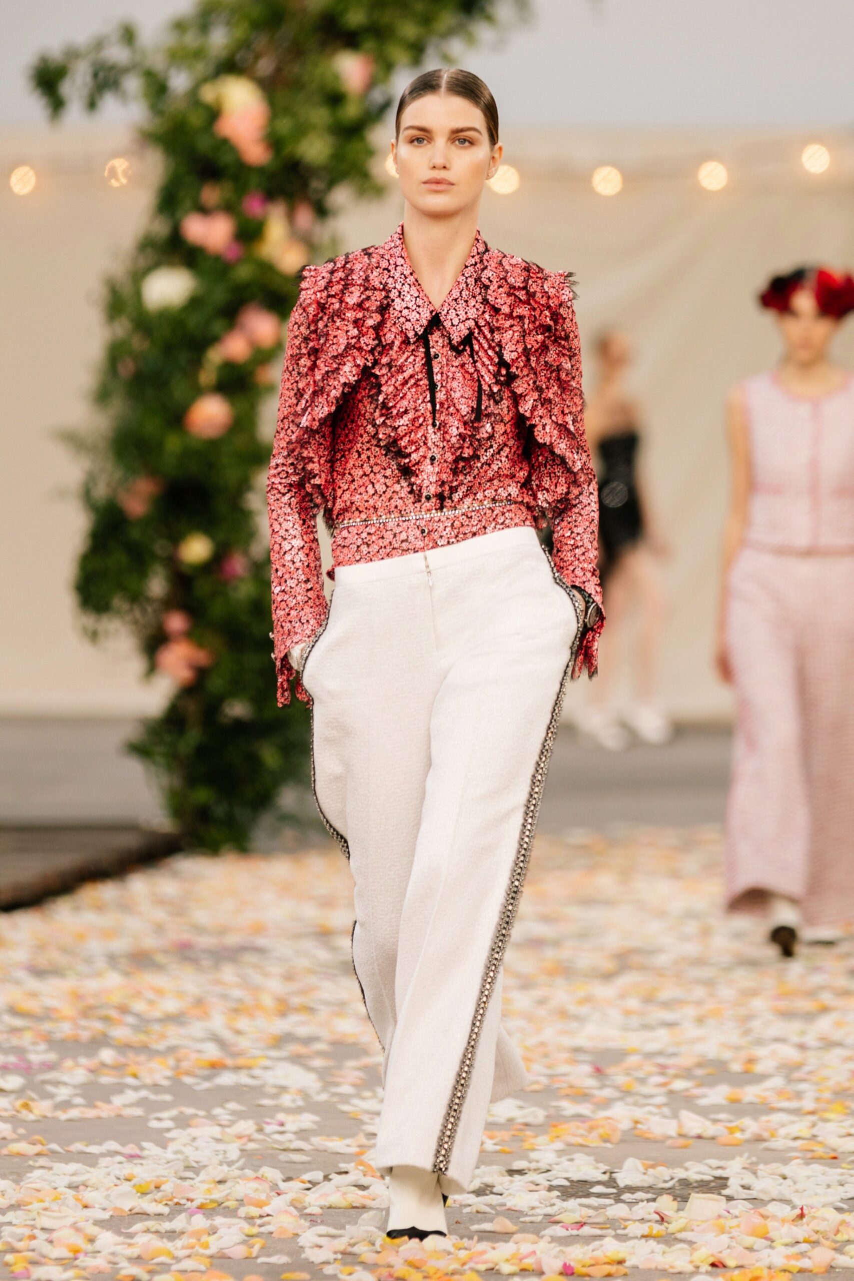 Chanel S/S 21 Couture Look 84