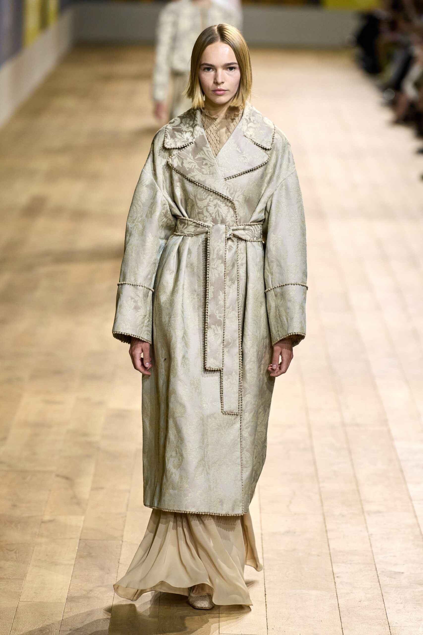 Christian Dior F/W 22 Couture Look 68