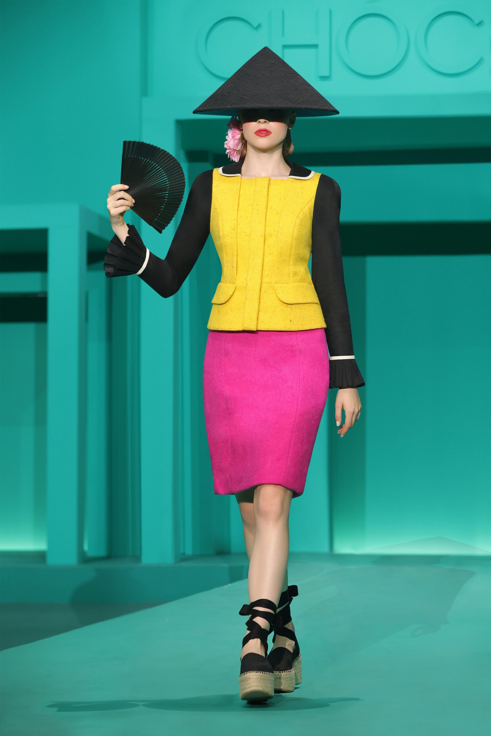 Chocheng S/S 22 Look 115