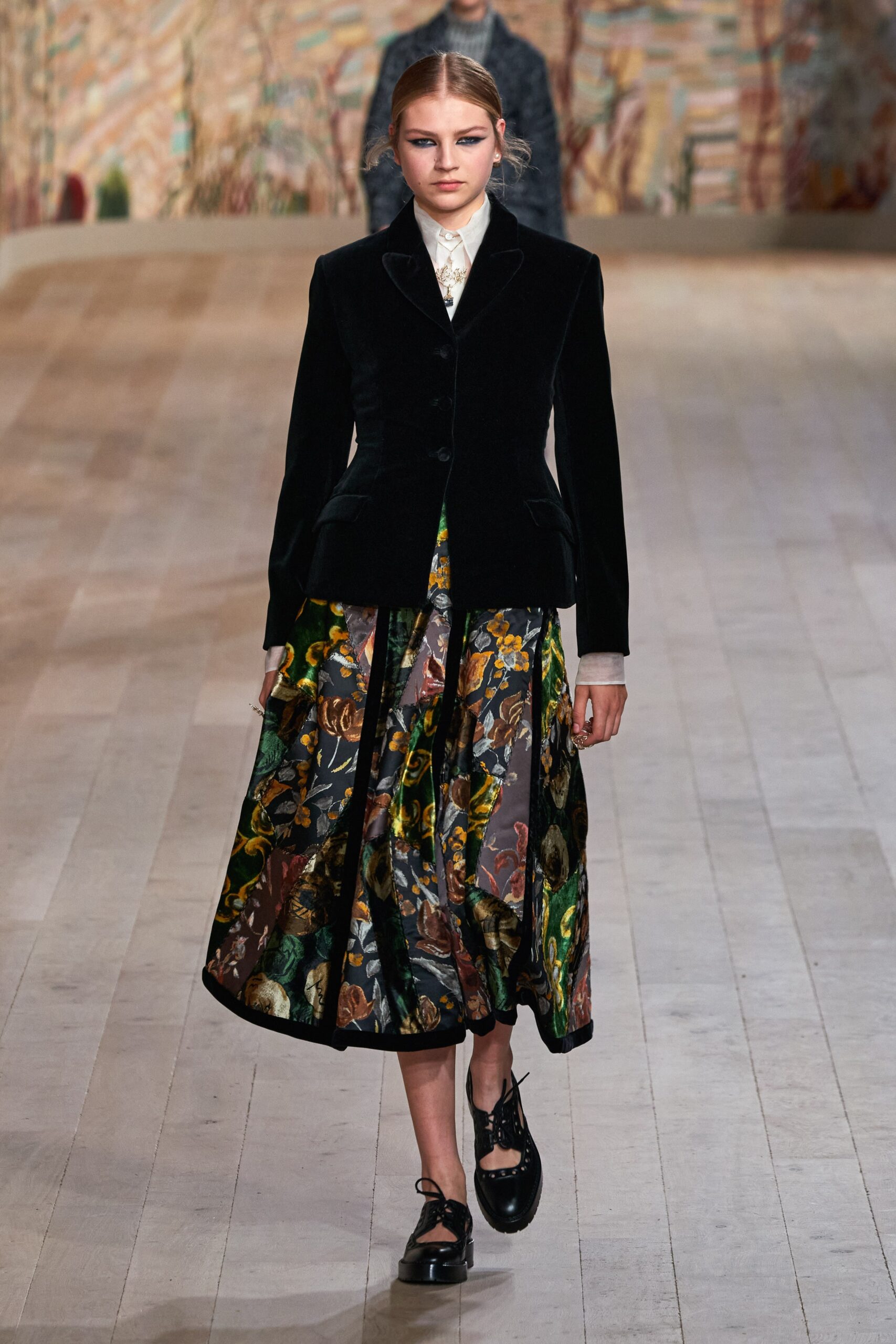 Christian Dior F/W 21 Couture Look 103