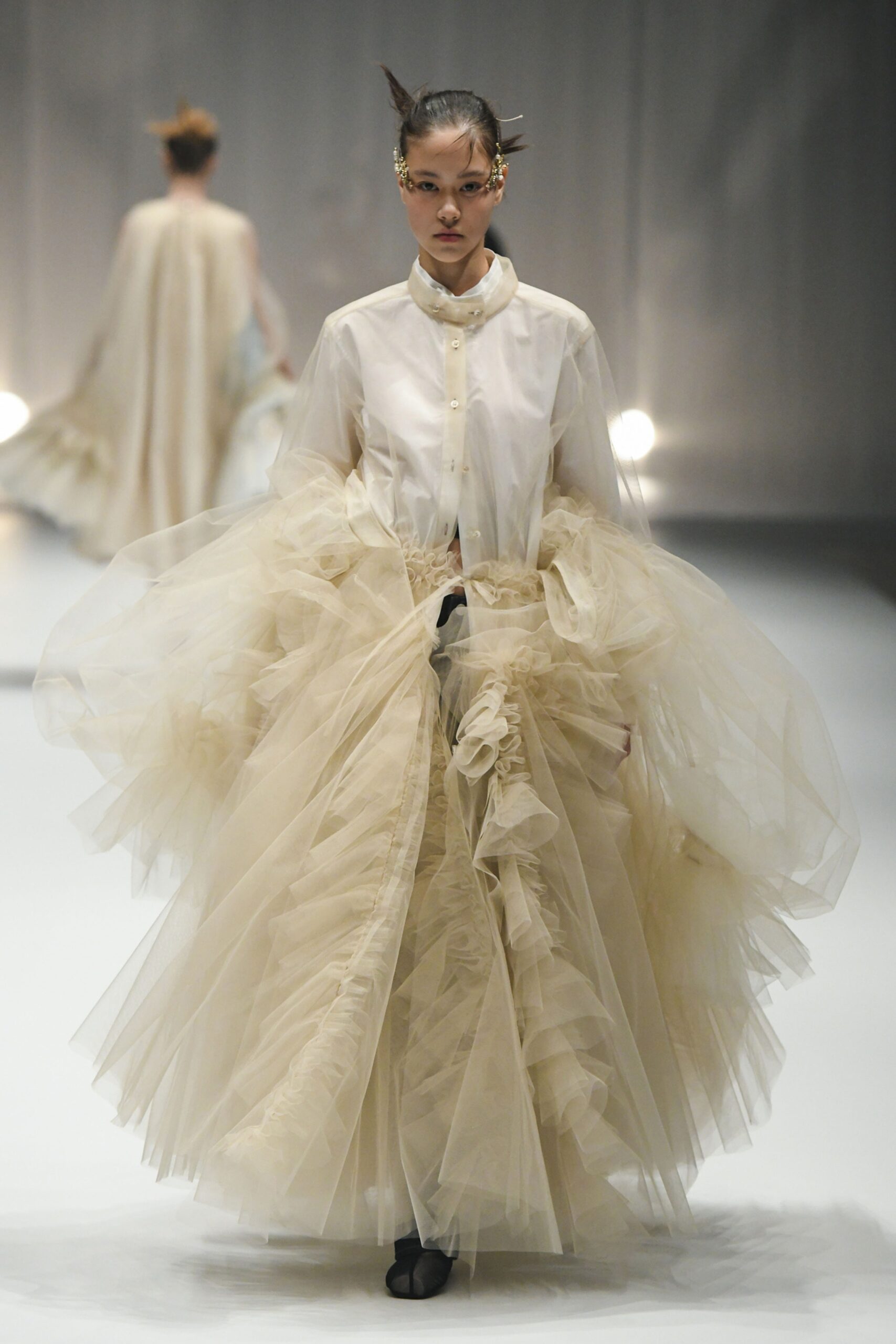 Chika Kisada Tokyo F/W 23 Look 82