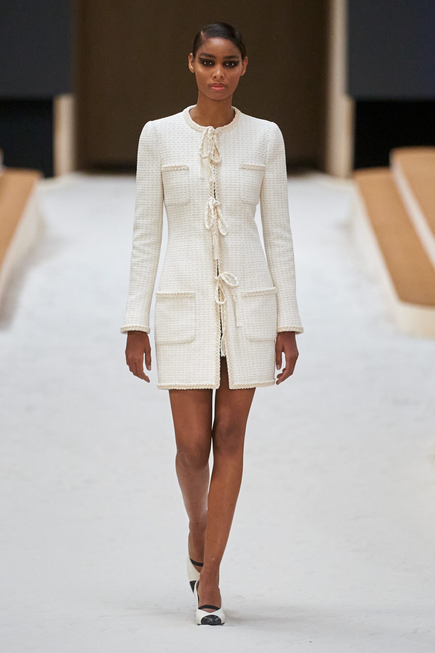 Chanel S/S 22 Couture Look 90