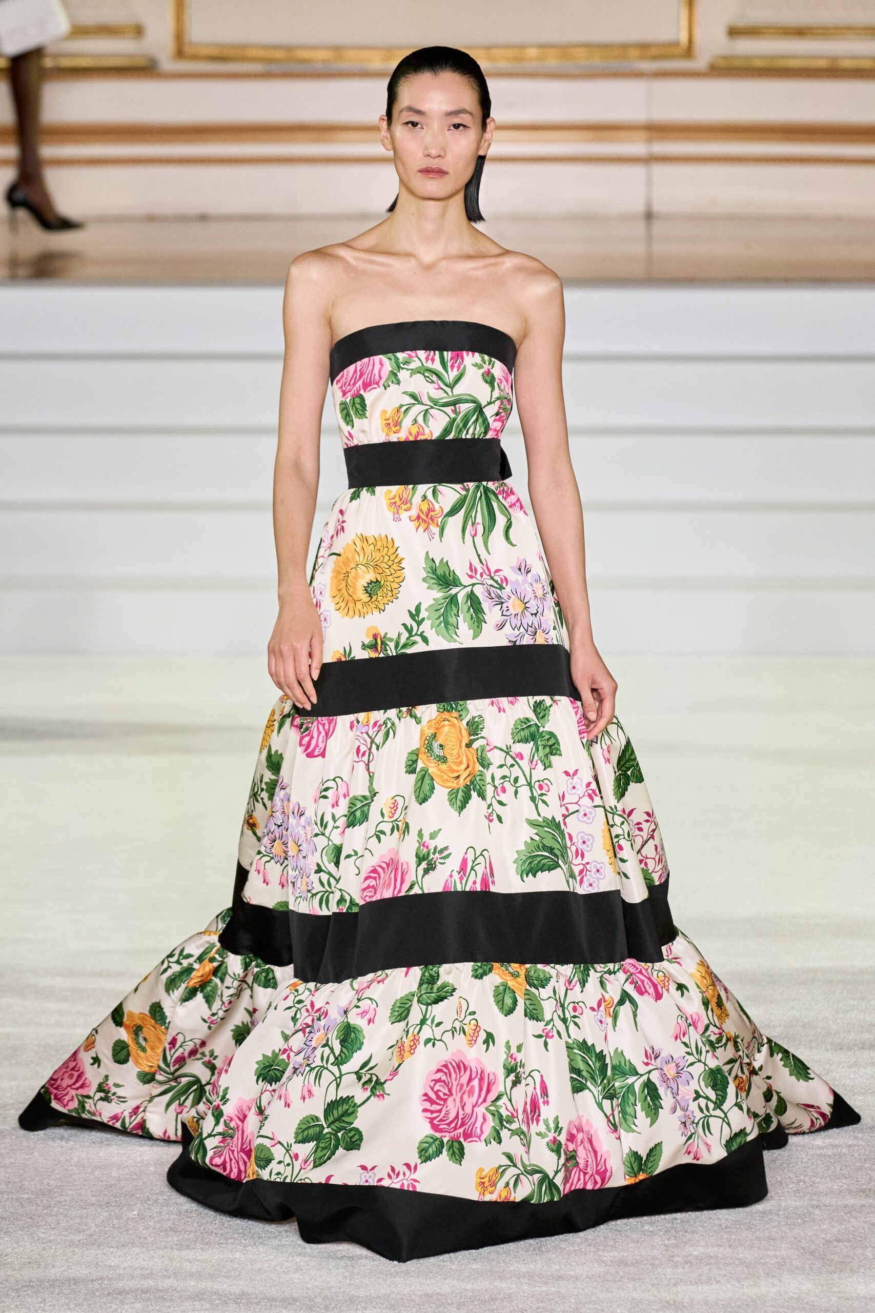 Carolina Herrera F/W 23 Look 90