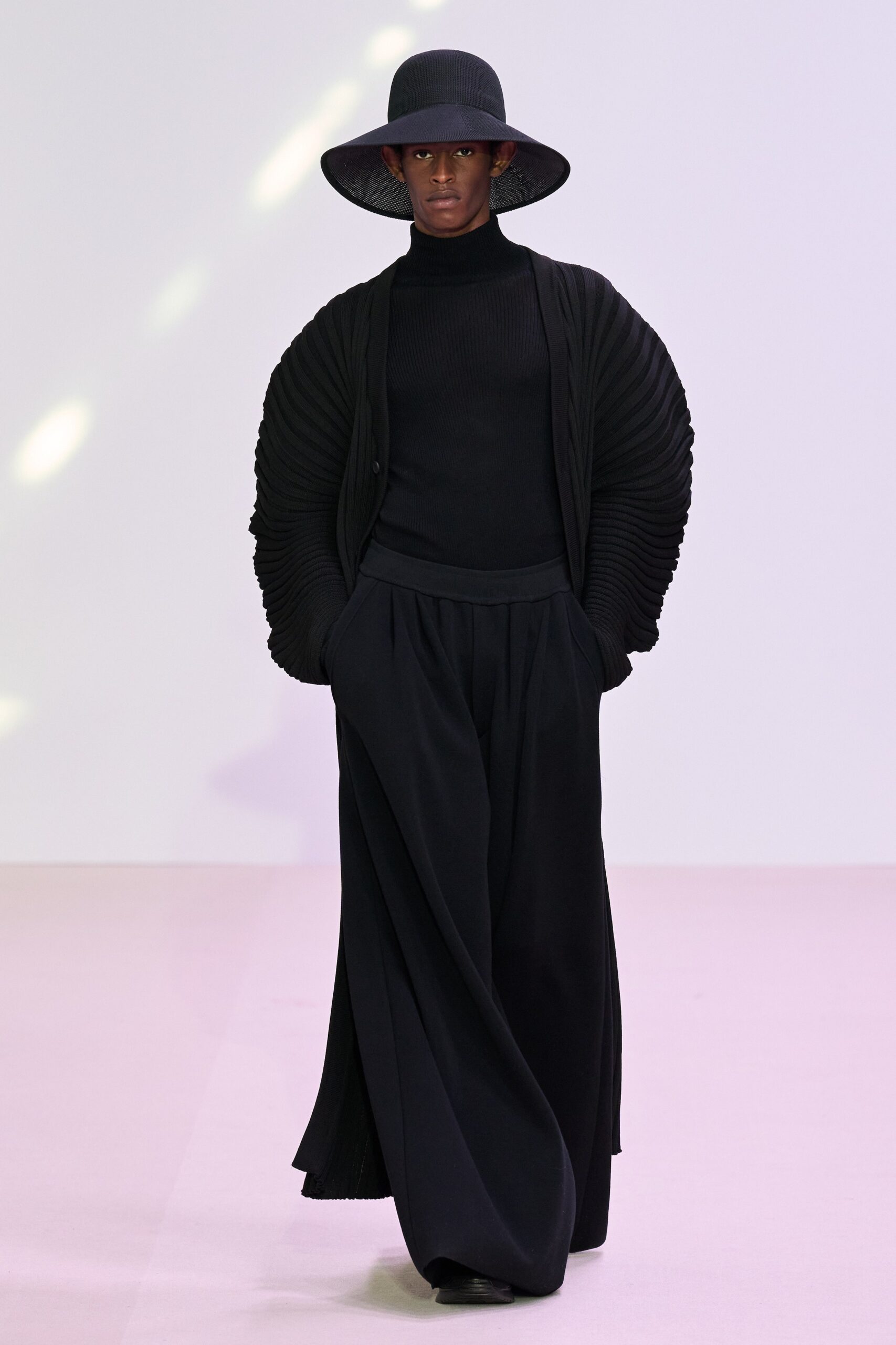 CFCL F/W 23 Look 100