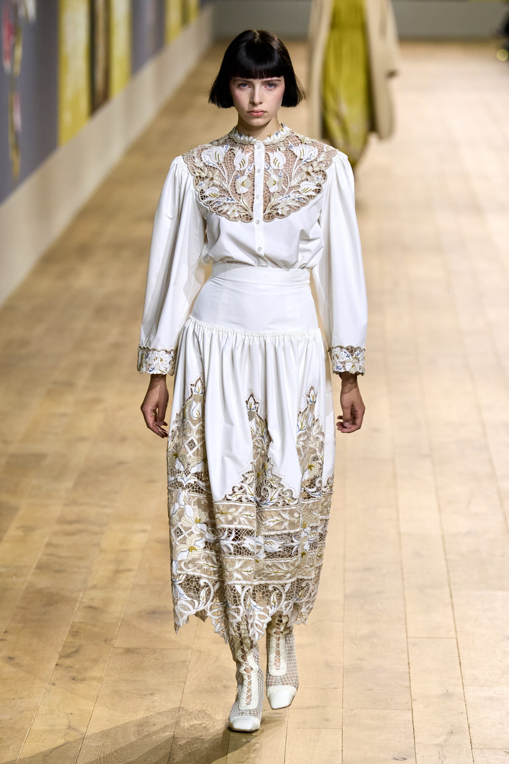 Christian Dior F/W 22 Couture Look 110
