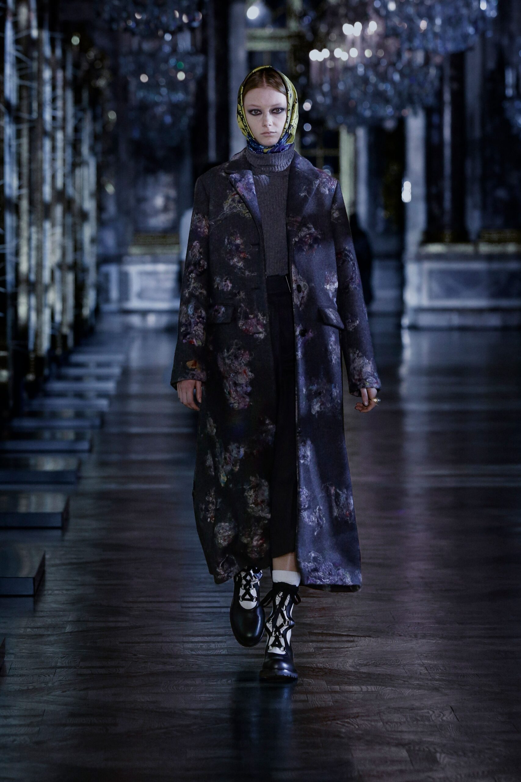 Christian Dior F/W 21 Look 125