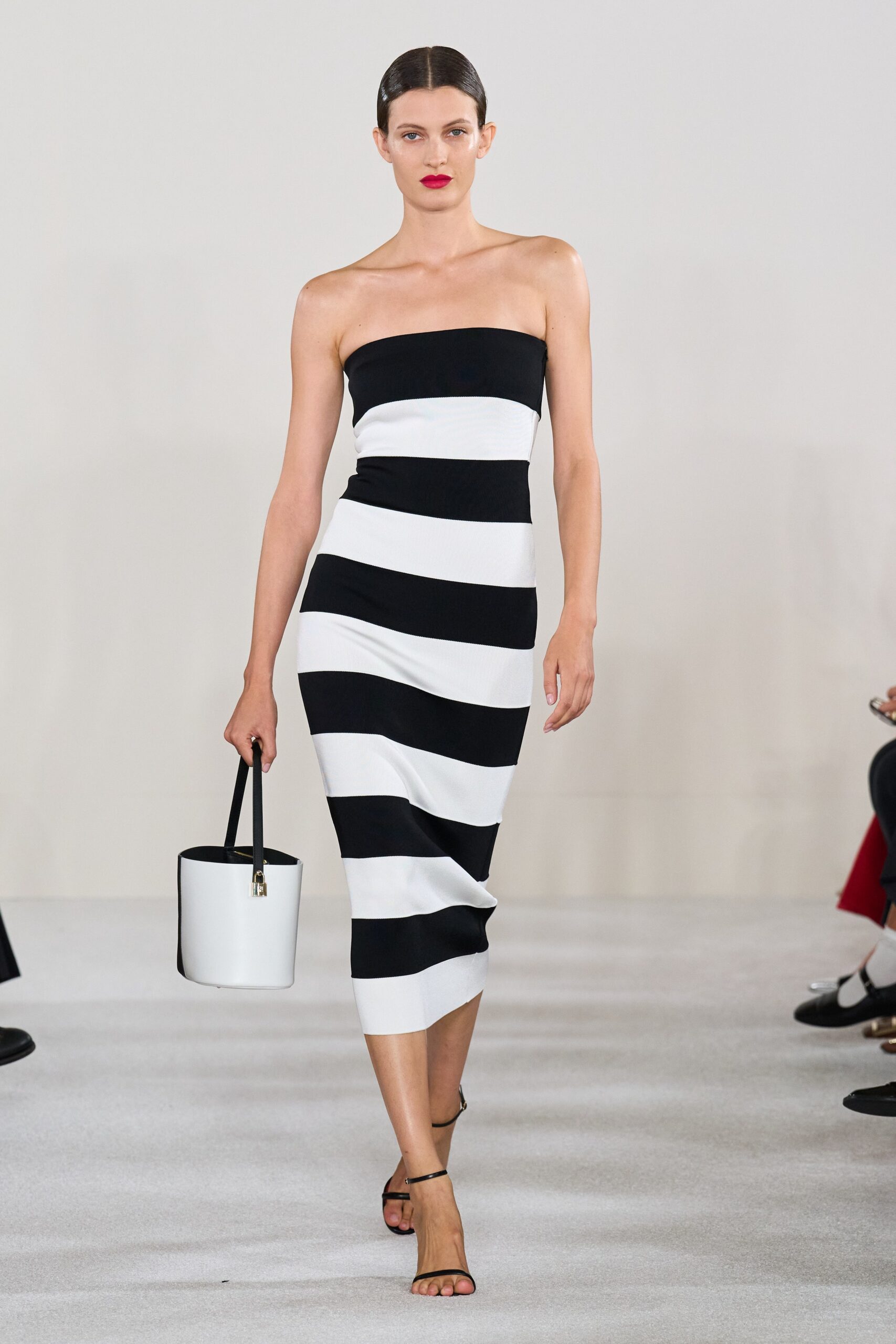 Carolina Herrera S/S 23 Look 94