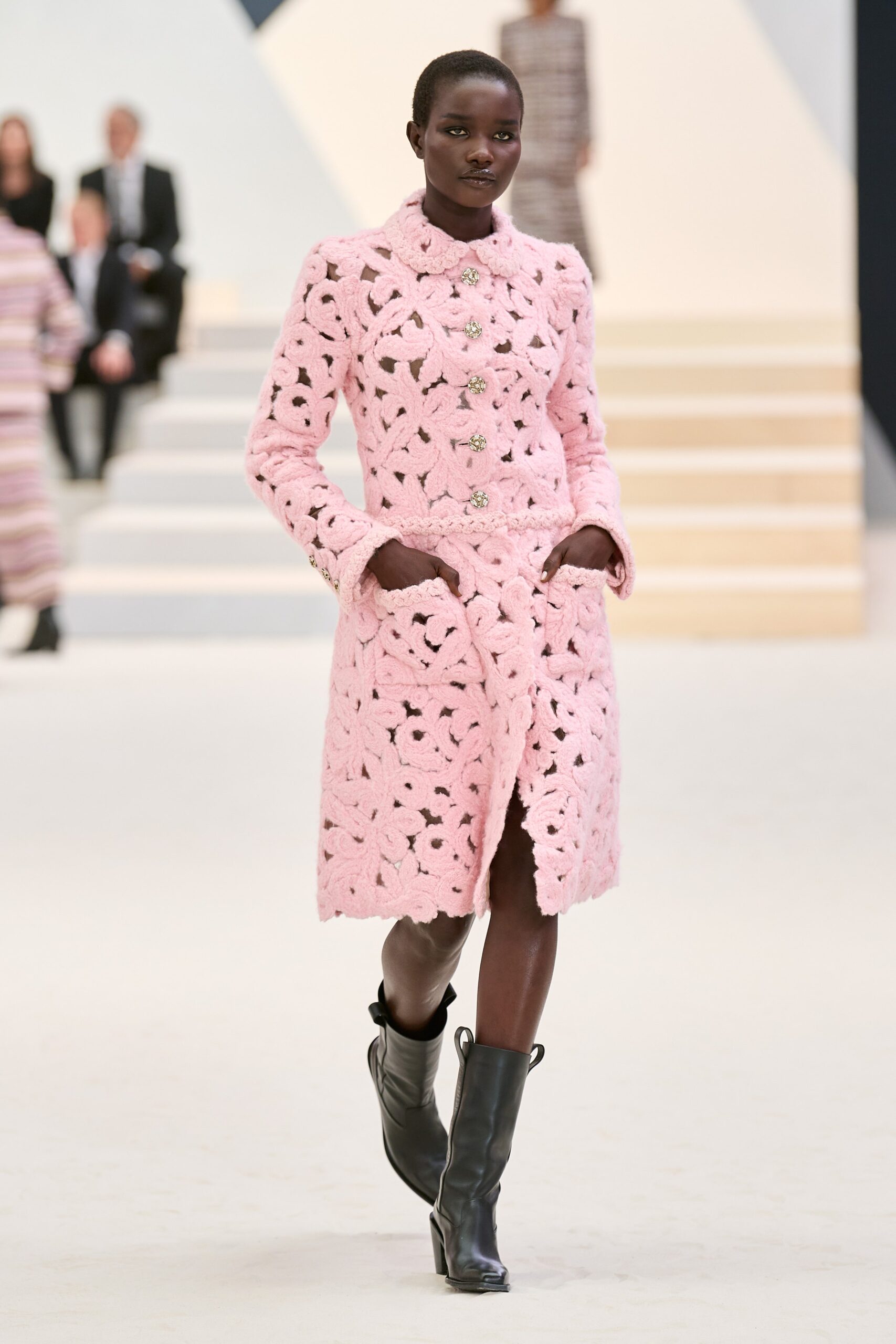 Chanel F/W 22 Couture Look 153