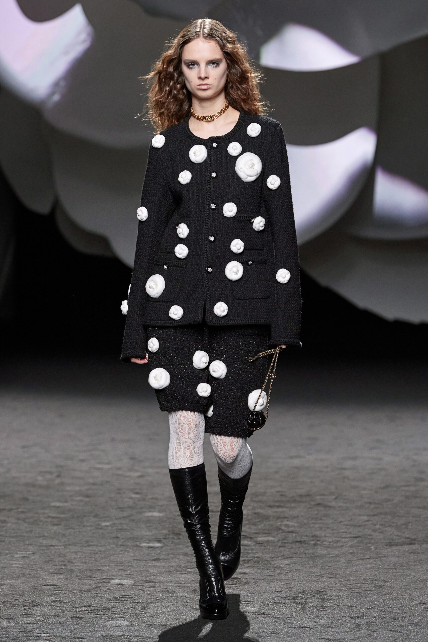 Chanel F/W 23 Look 117