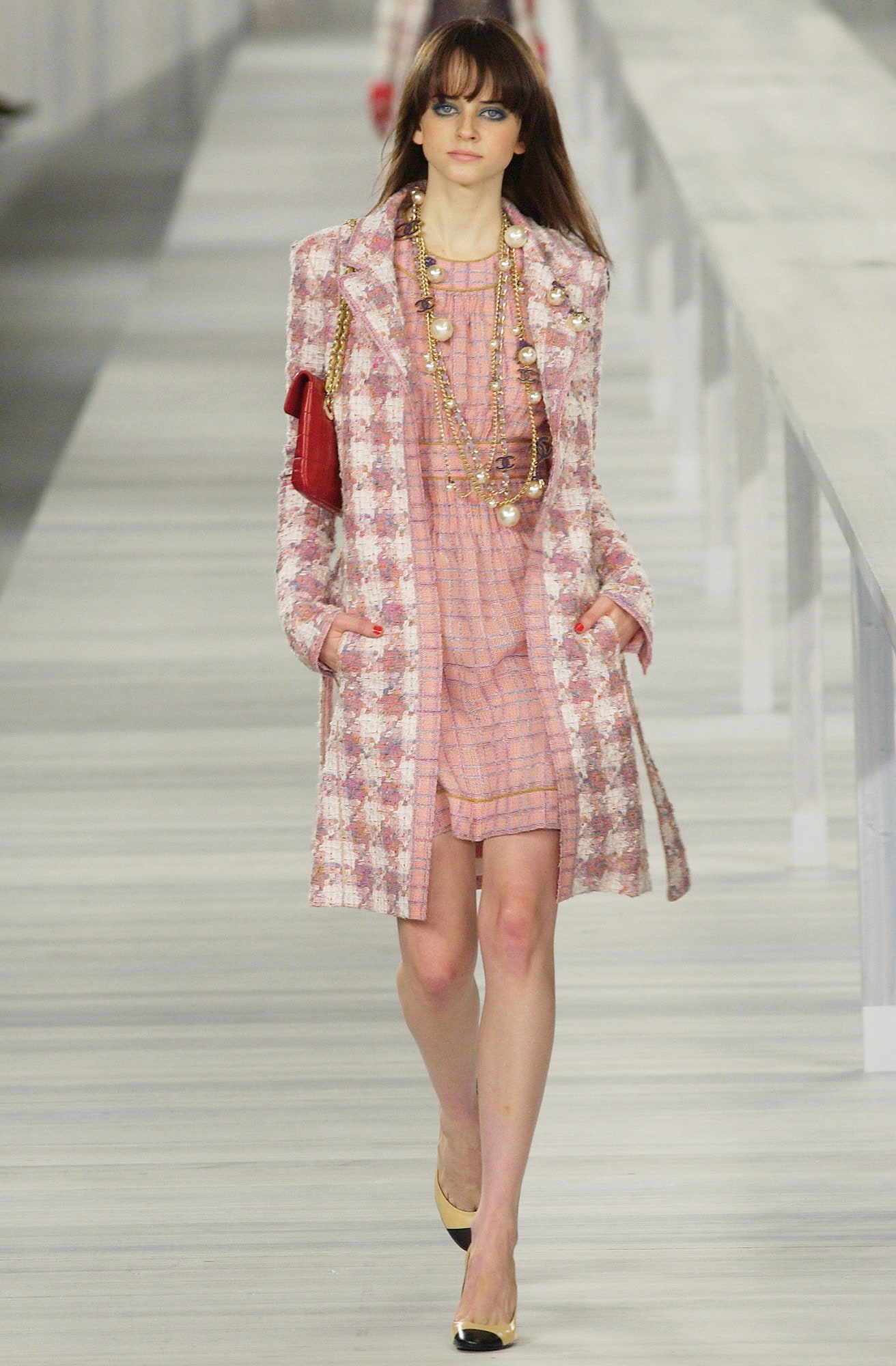Chanel S/S 04 Look 2
