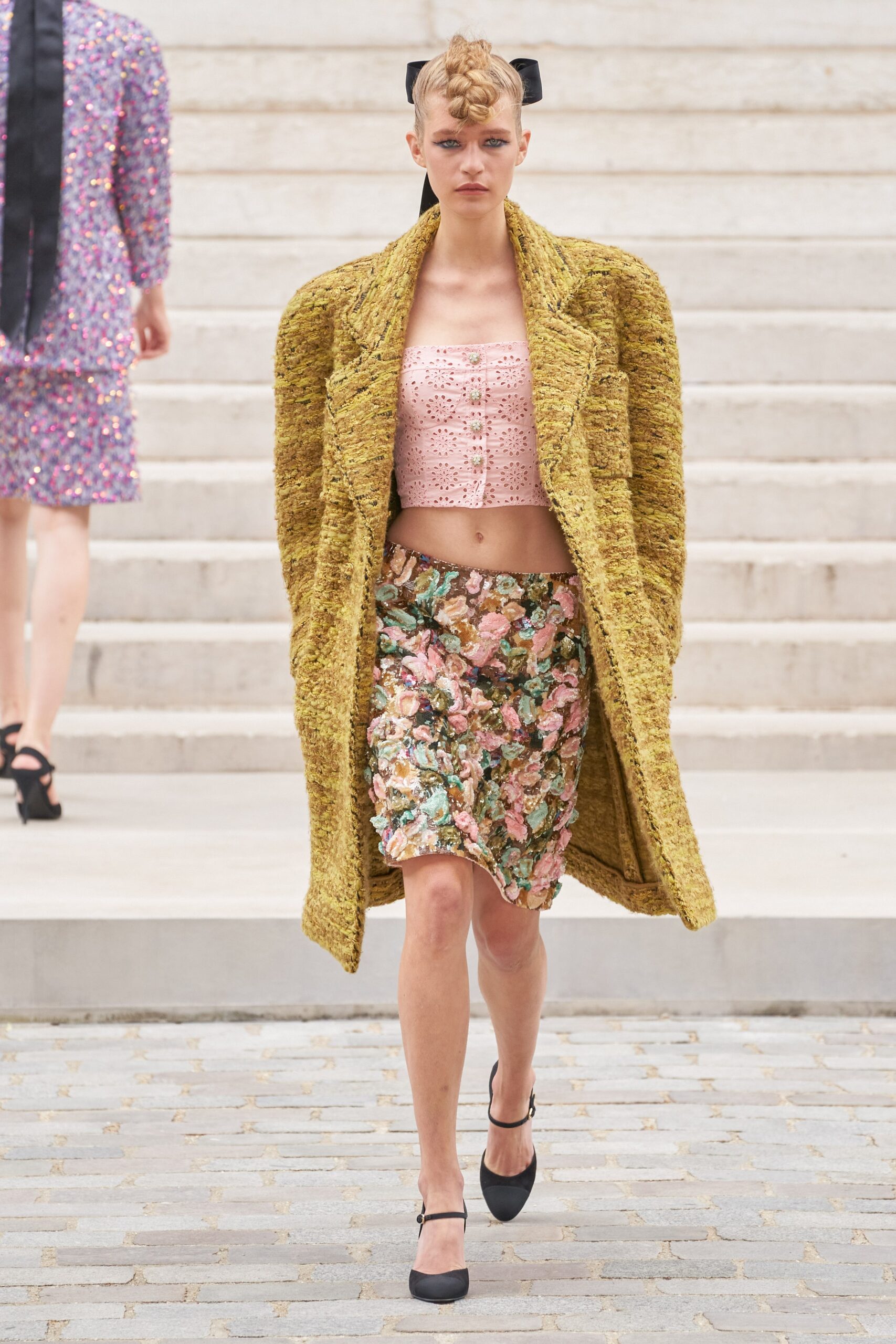 Chanel F/W 21 Couture Look 124