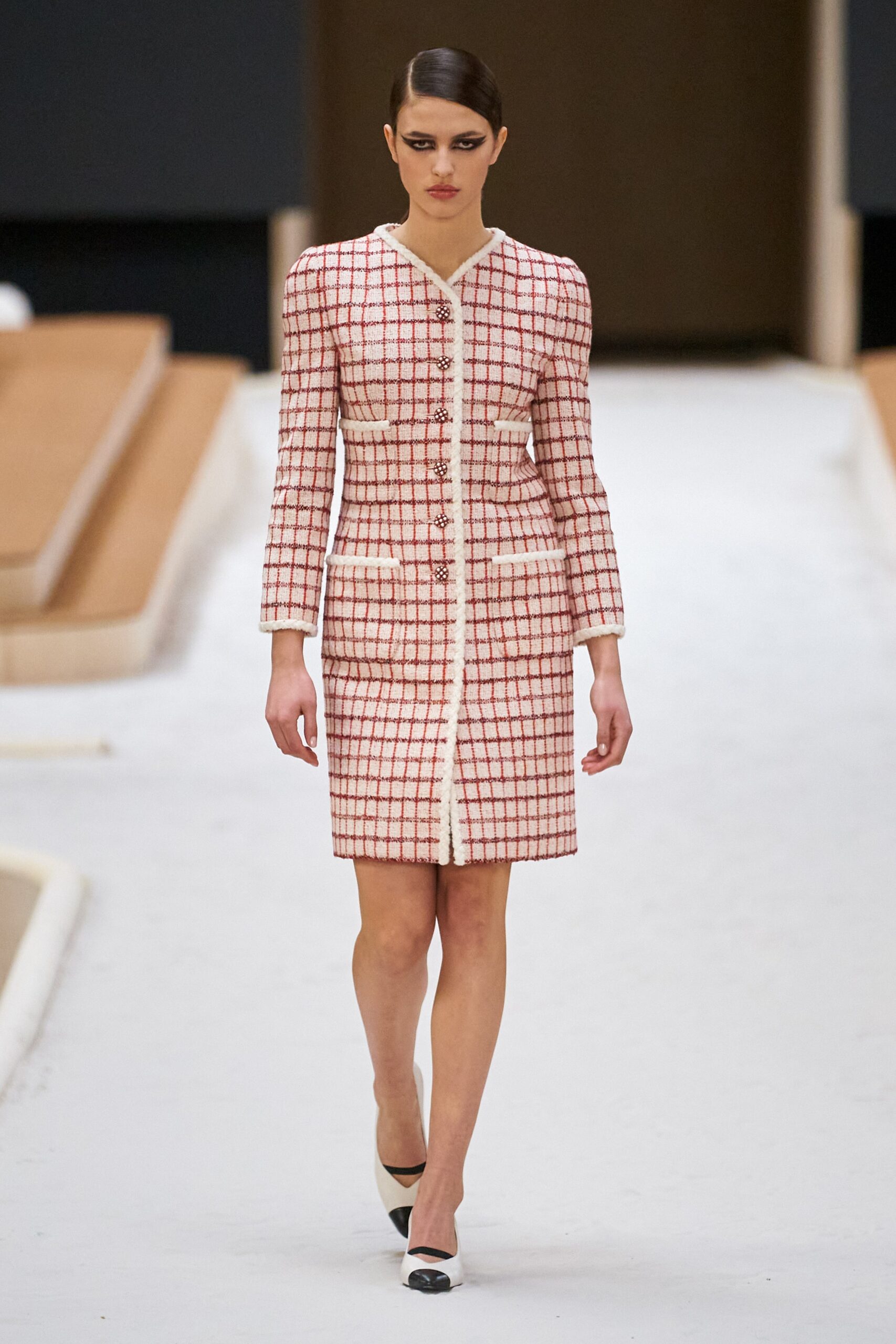 Chanel S/S 22 Couture Look 124