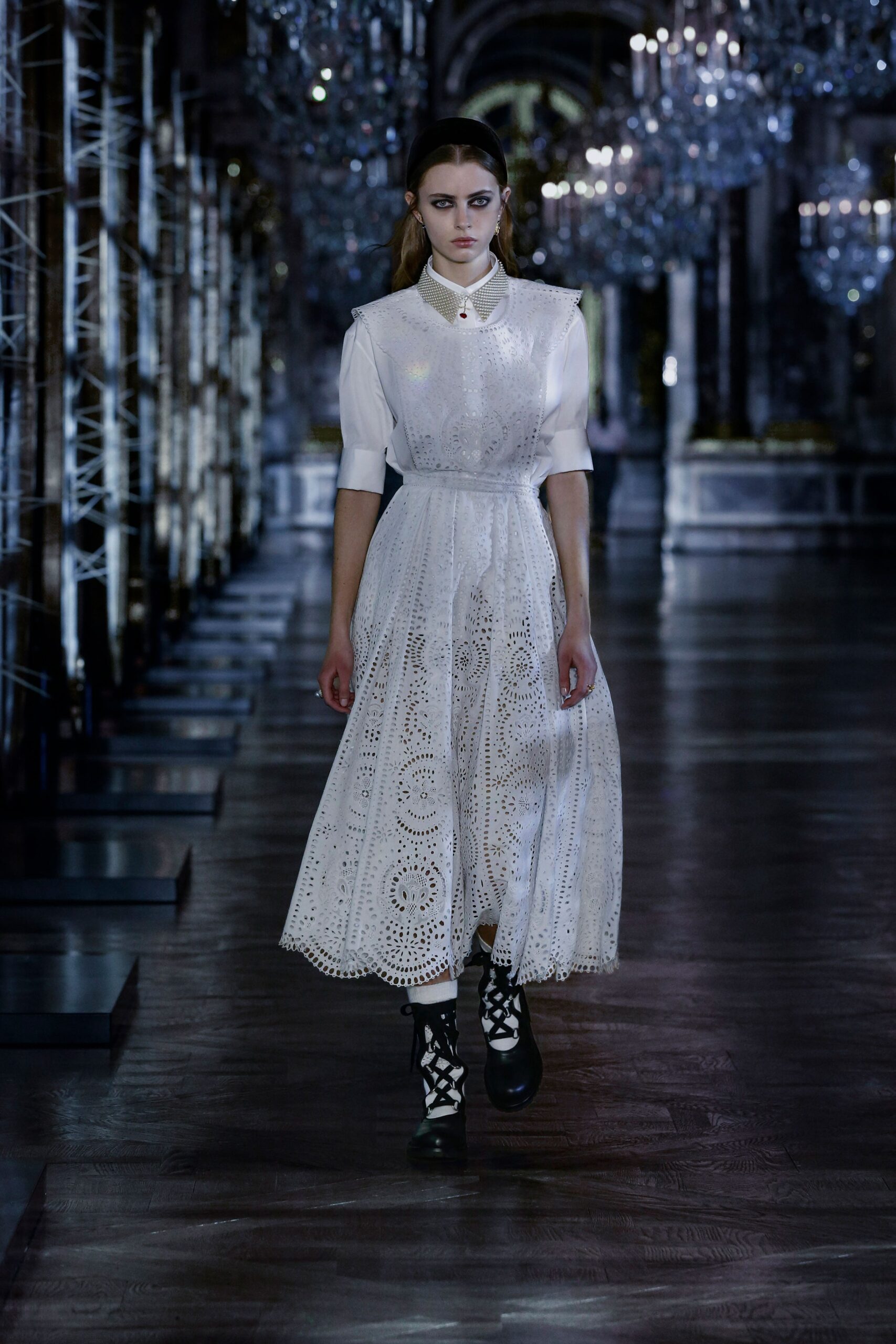 Christian Dior F/W 21 Look 145