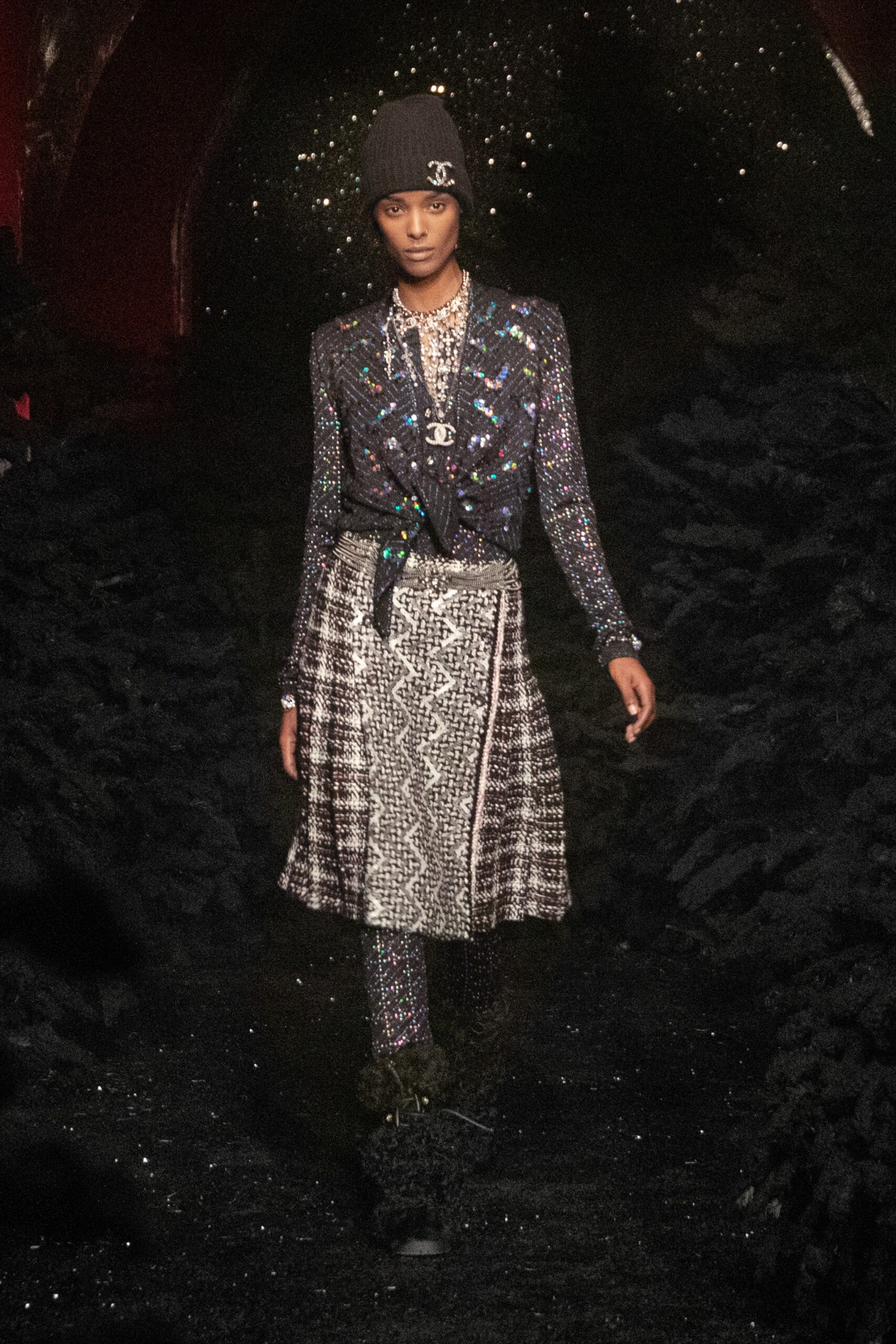 Chanel F/W 21 Look 155