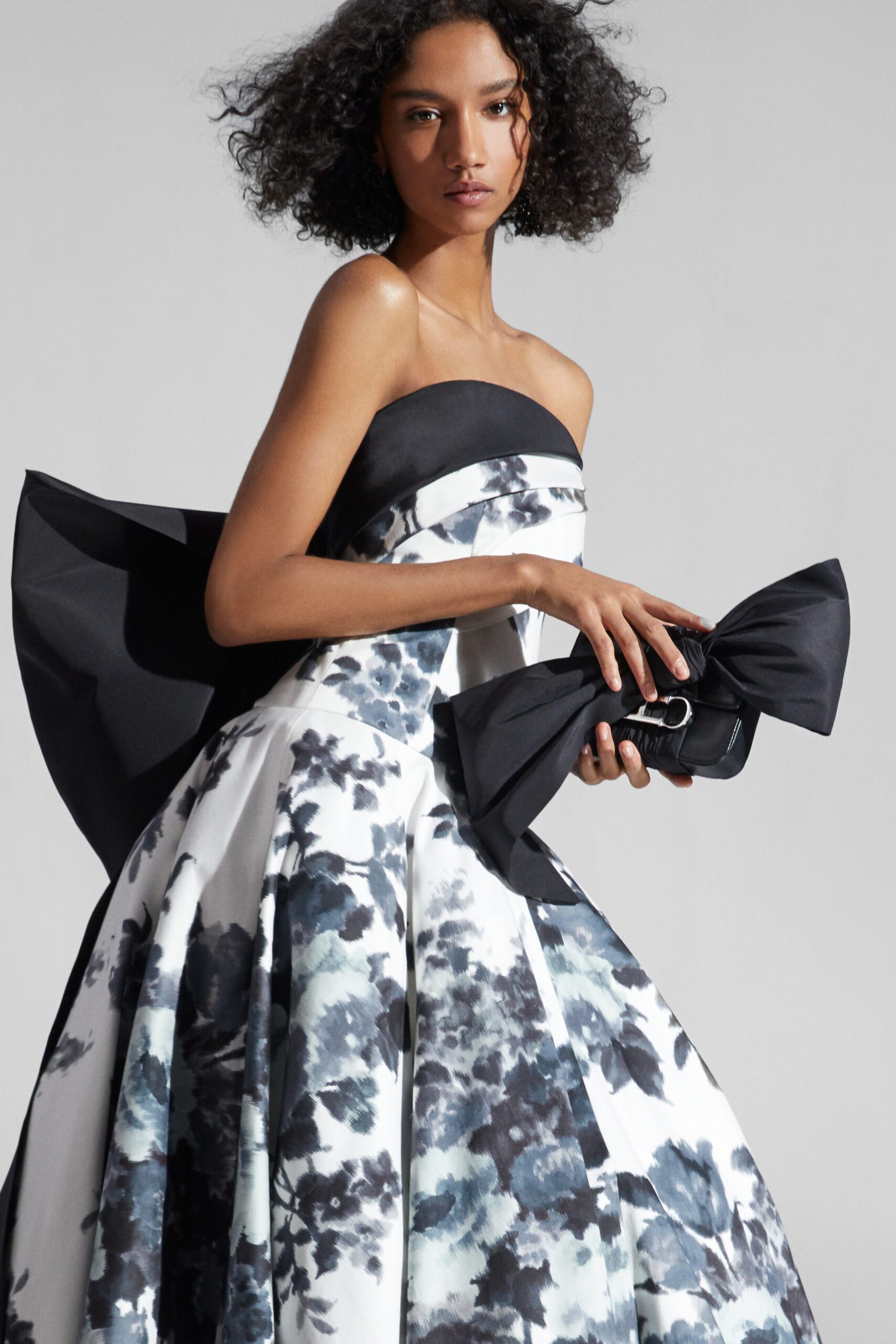 Carolina Herrera F/W 20 Look 158