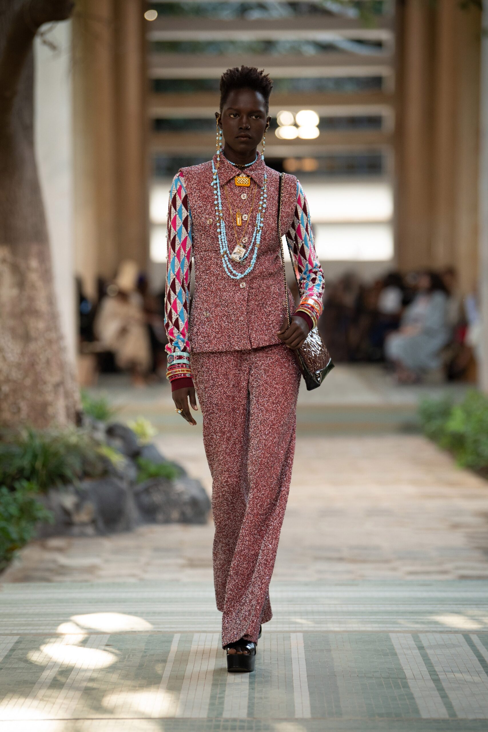 Chanel F/W 23 Look 146