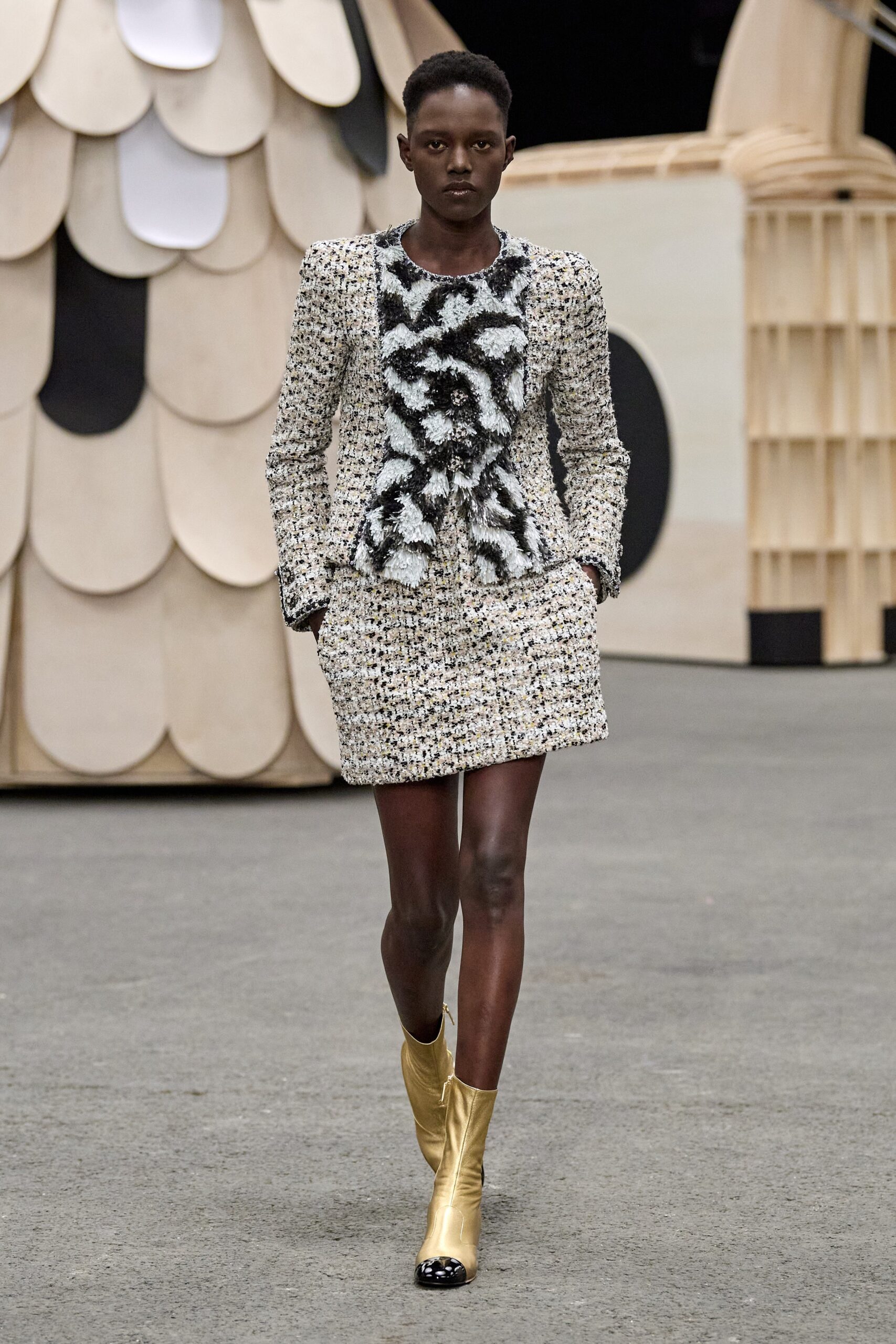 Chanel S/S 23 Couture Look 131