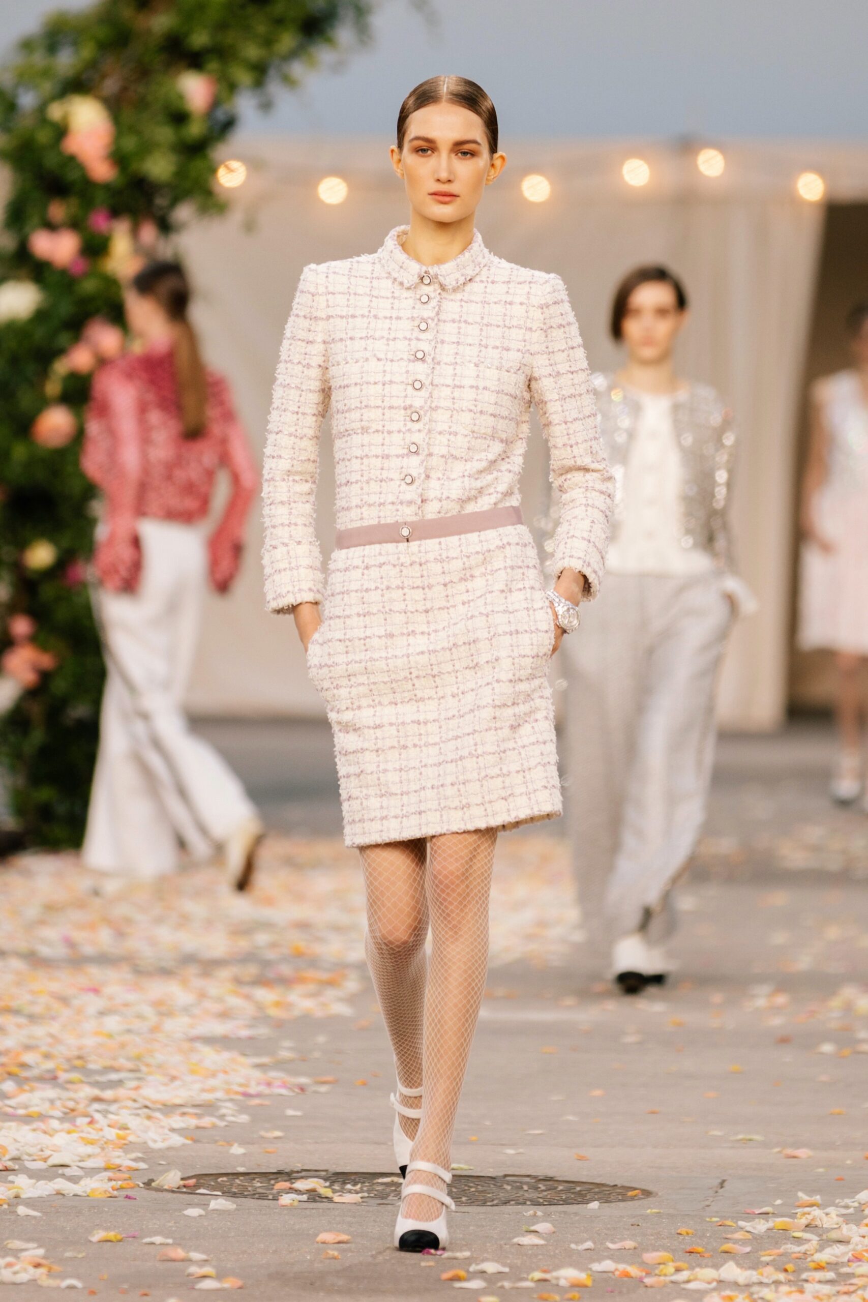 Chanel S/S 21 Couture Look 211