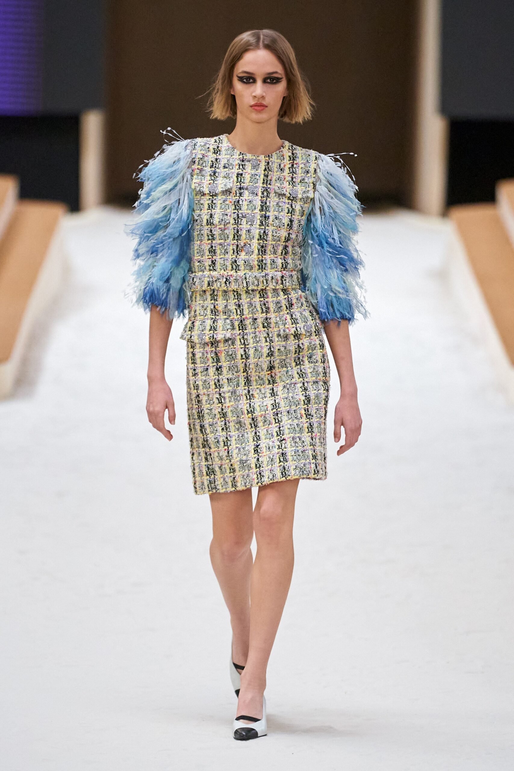 Chanel S/S 22 Couture Look 143