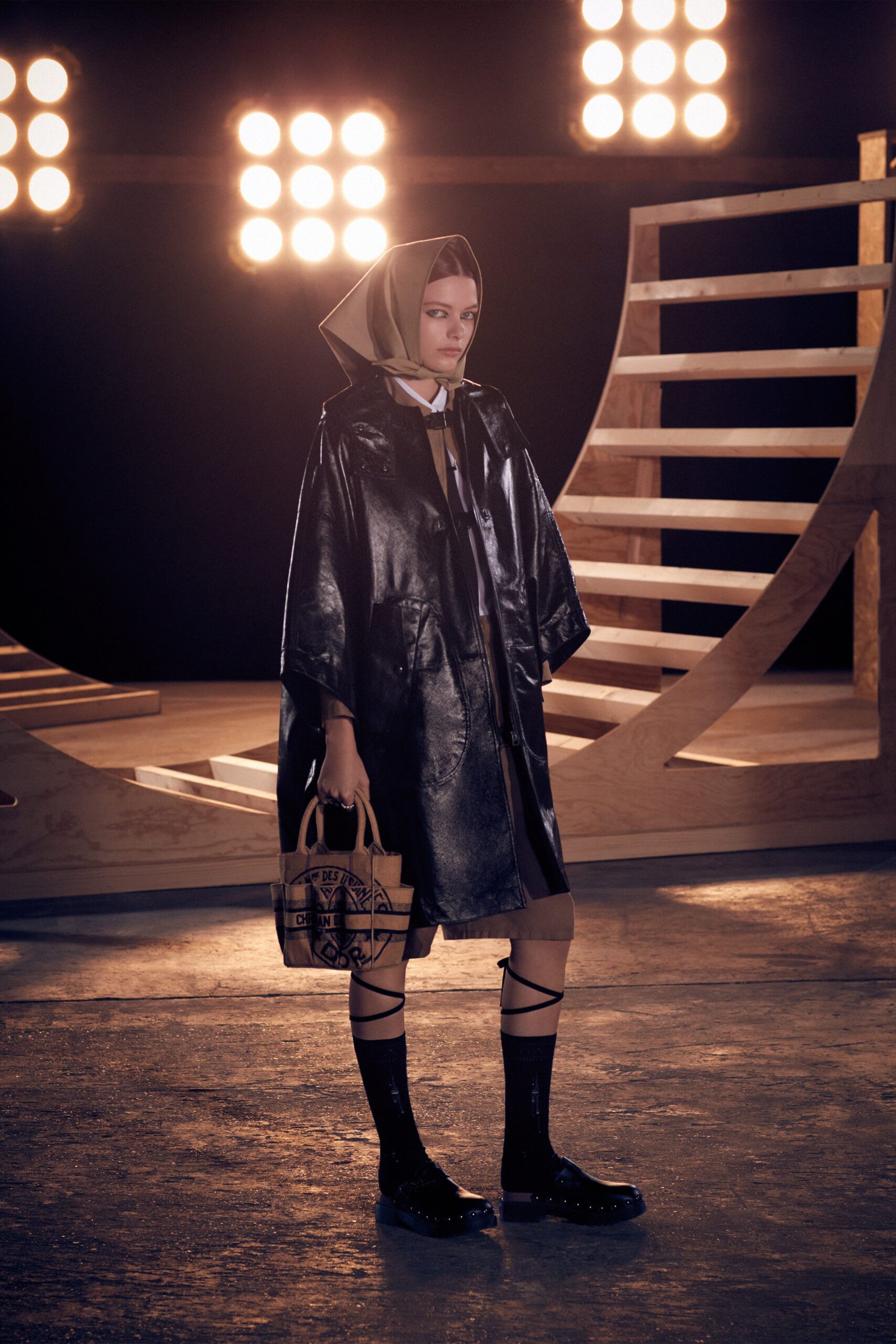 Christian Dior F/W 22 Look 175