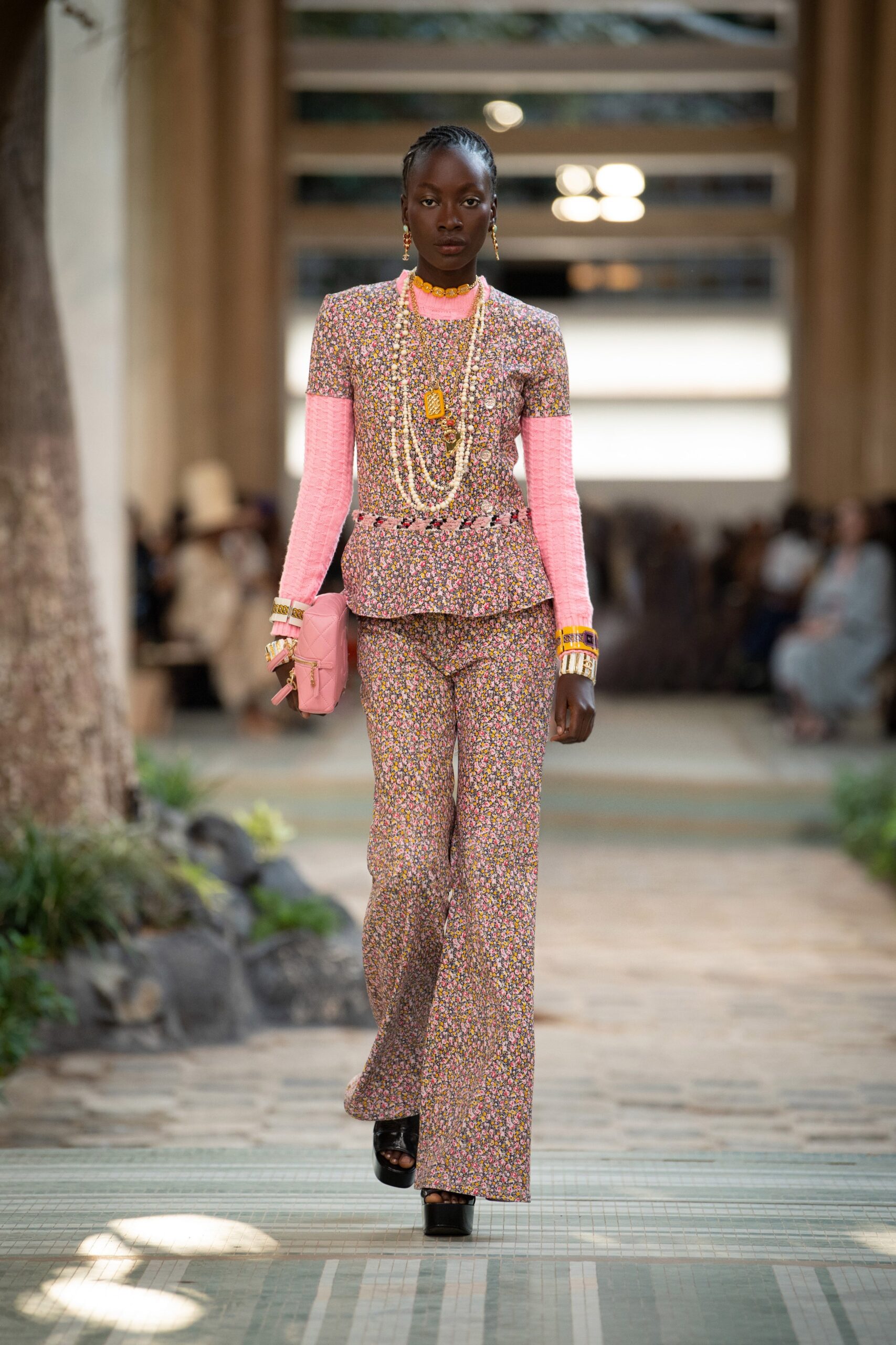 Chanel F/W 23 Look 164