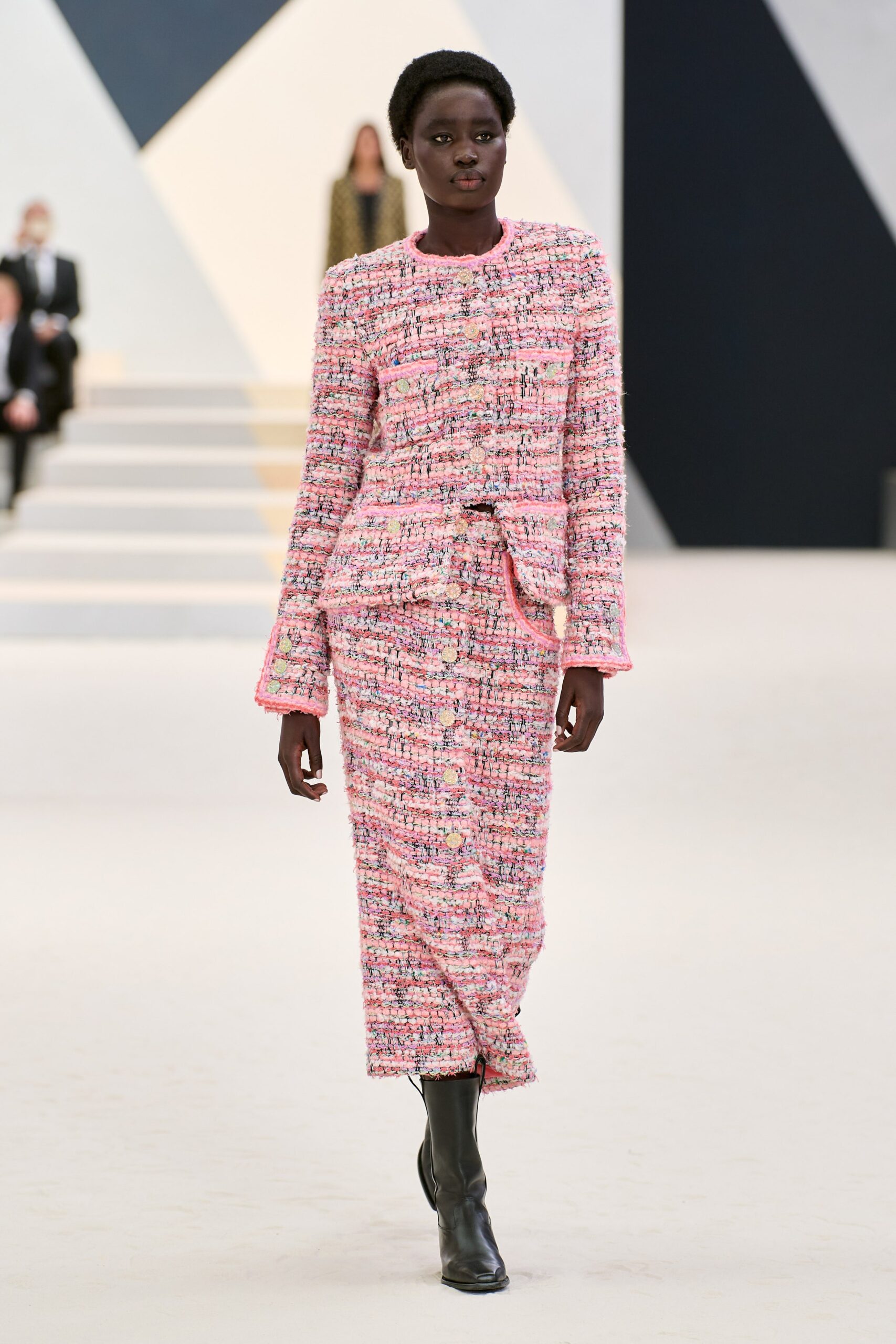 Chanel F/W 22 Couture Look 222