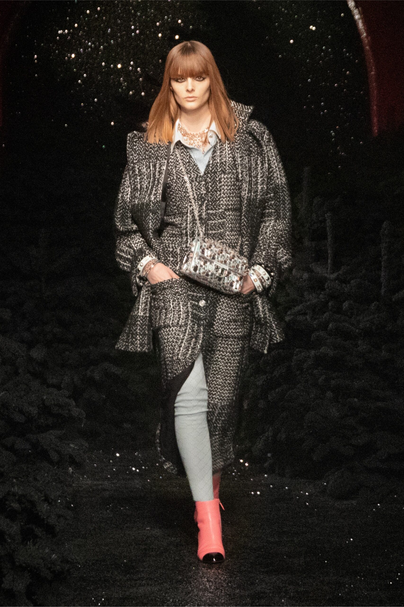 Chanel F/W 21 Look 195