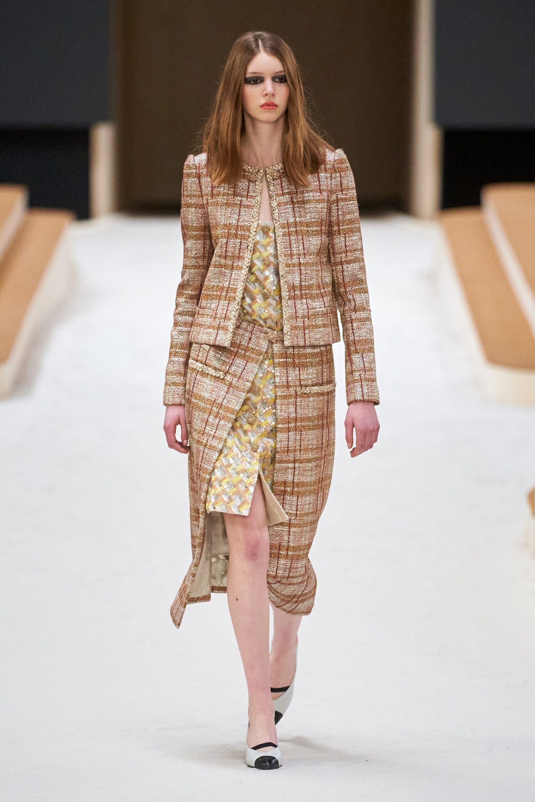 Chanel S/S 22 Couture Look 165
