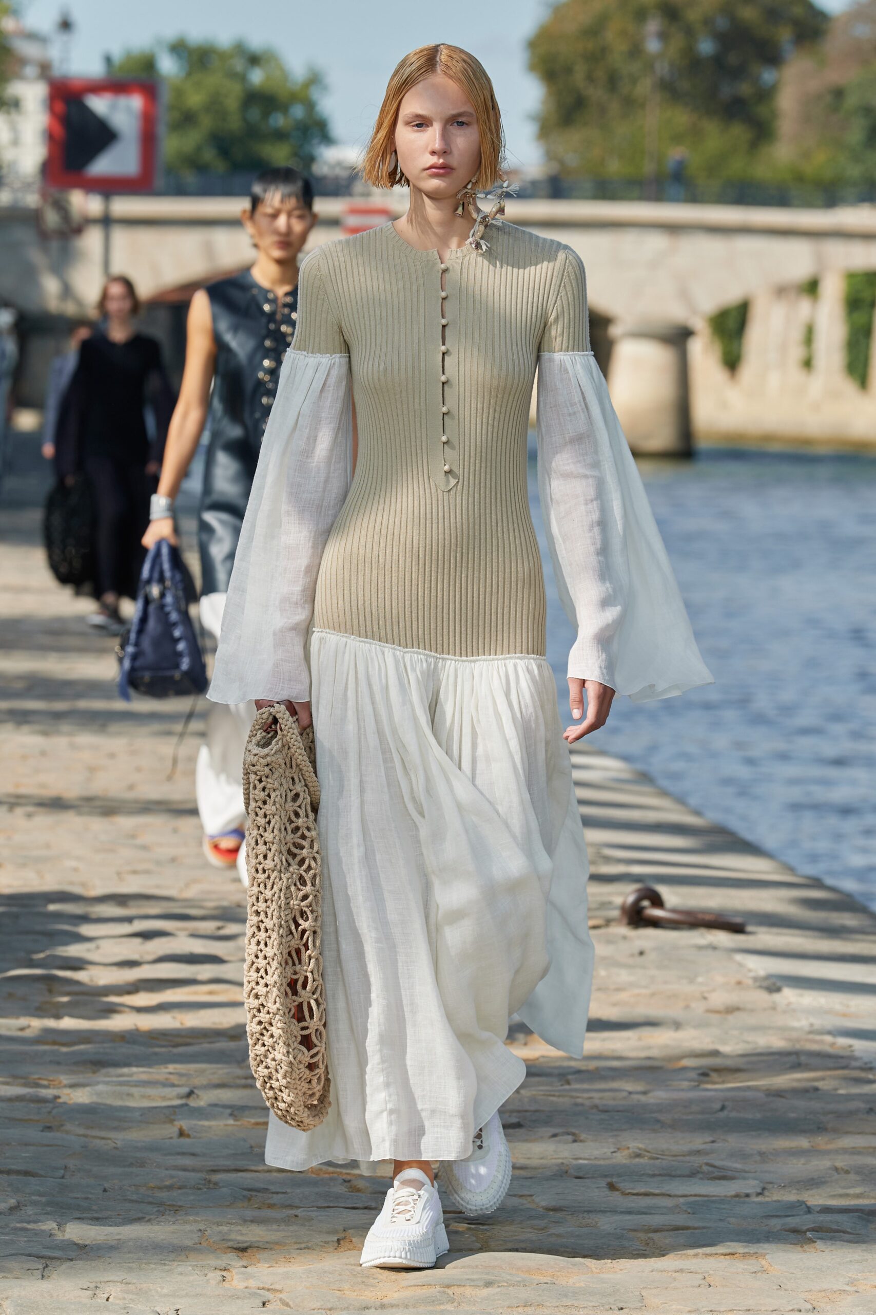 Chloé S/S 22 Look 208