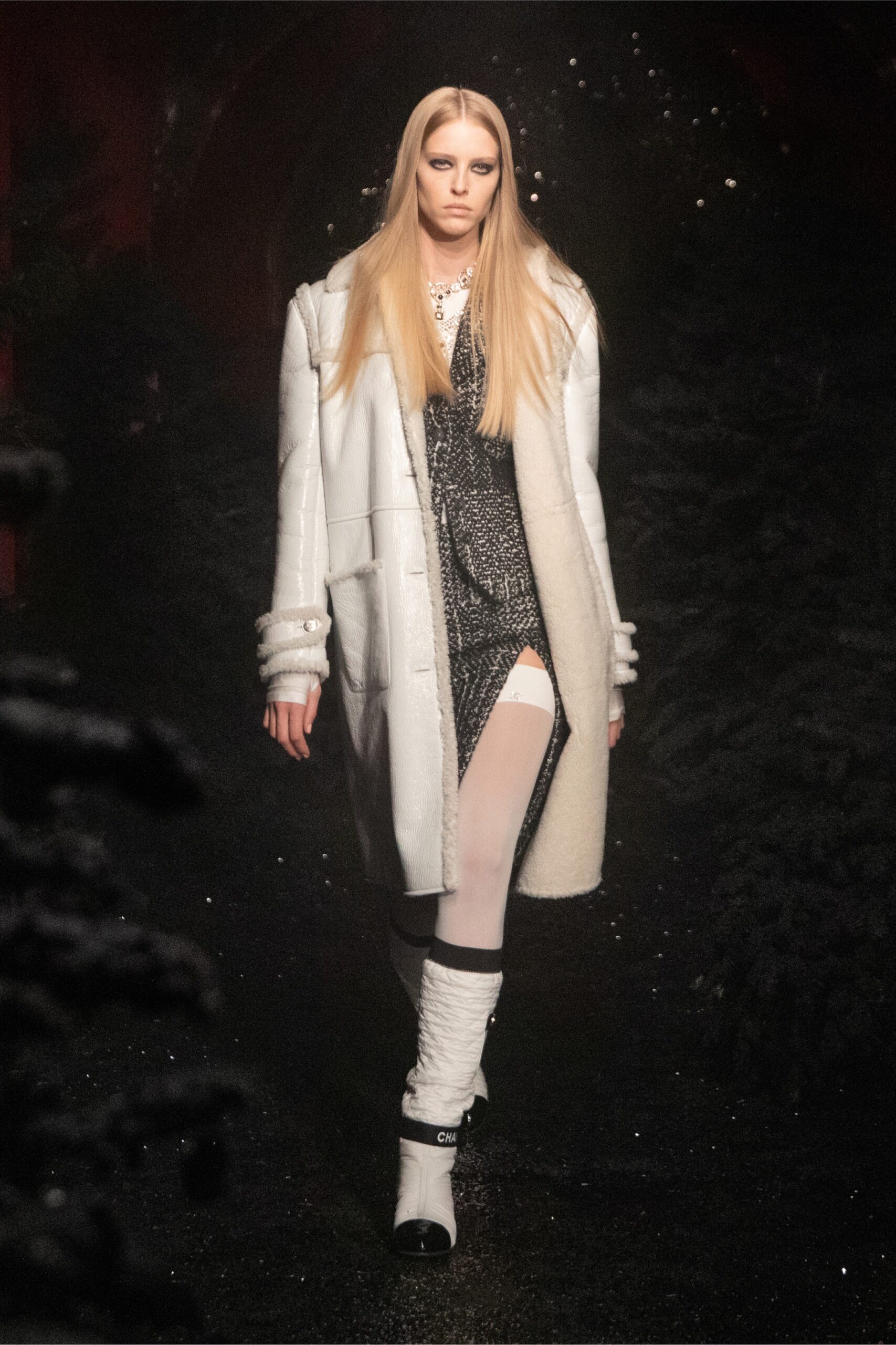 Chanel F/W 21 Look 211