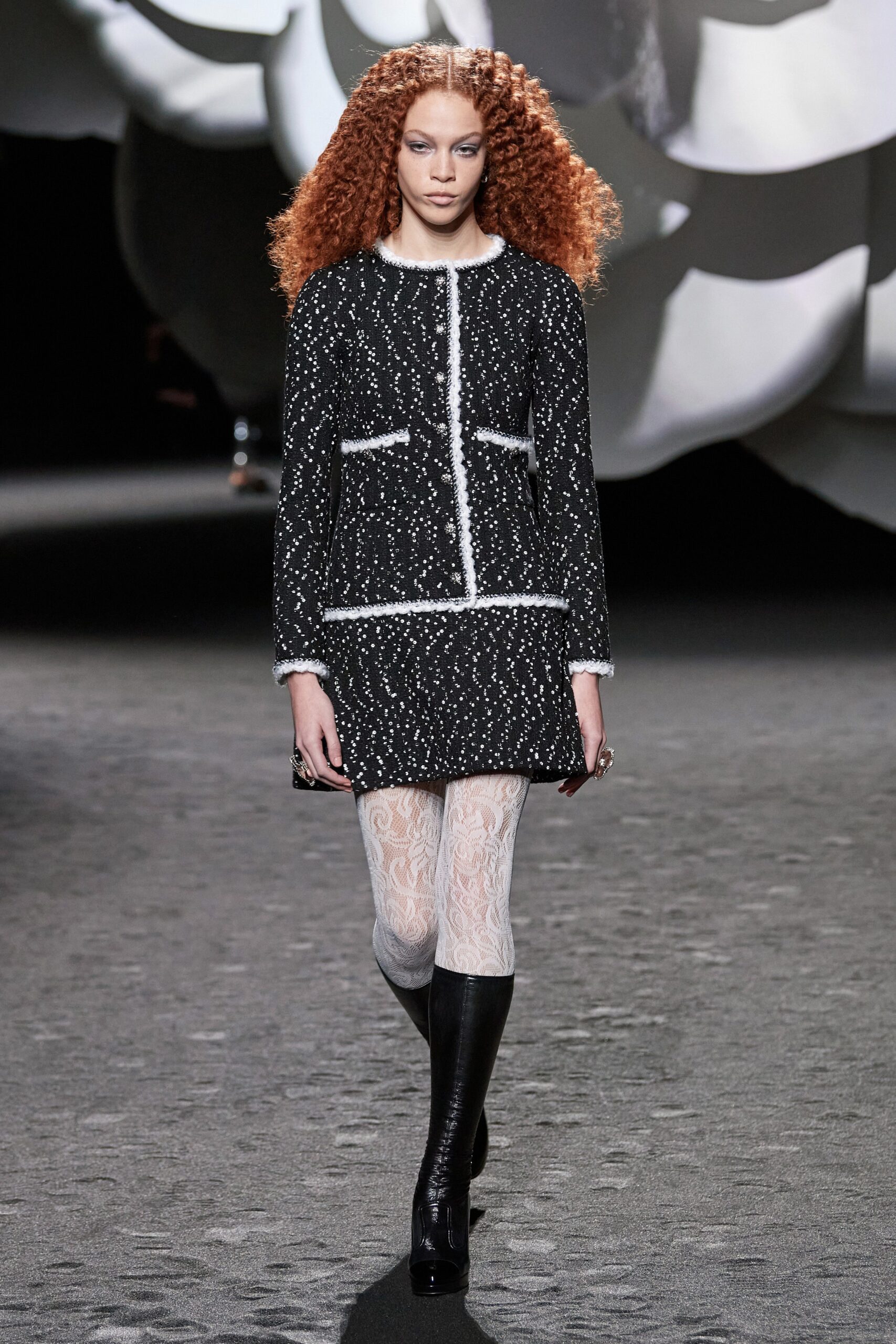 Chanel F/W 23 Look 199