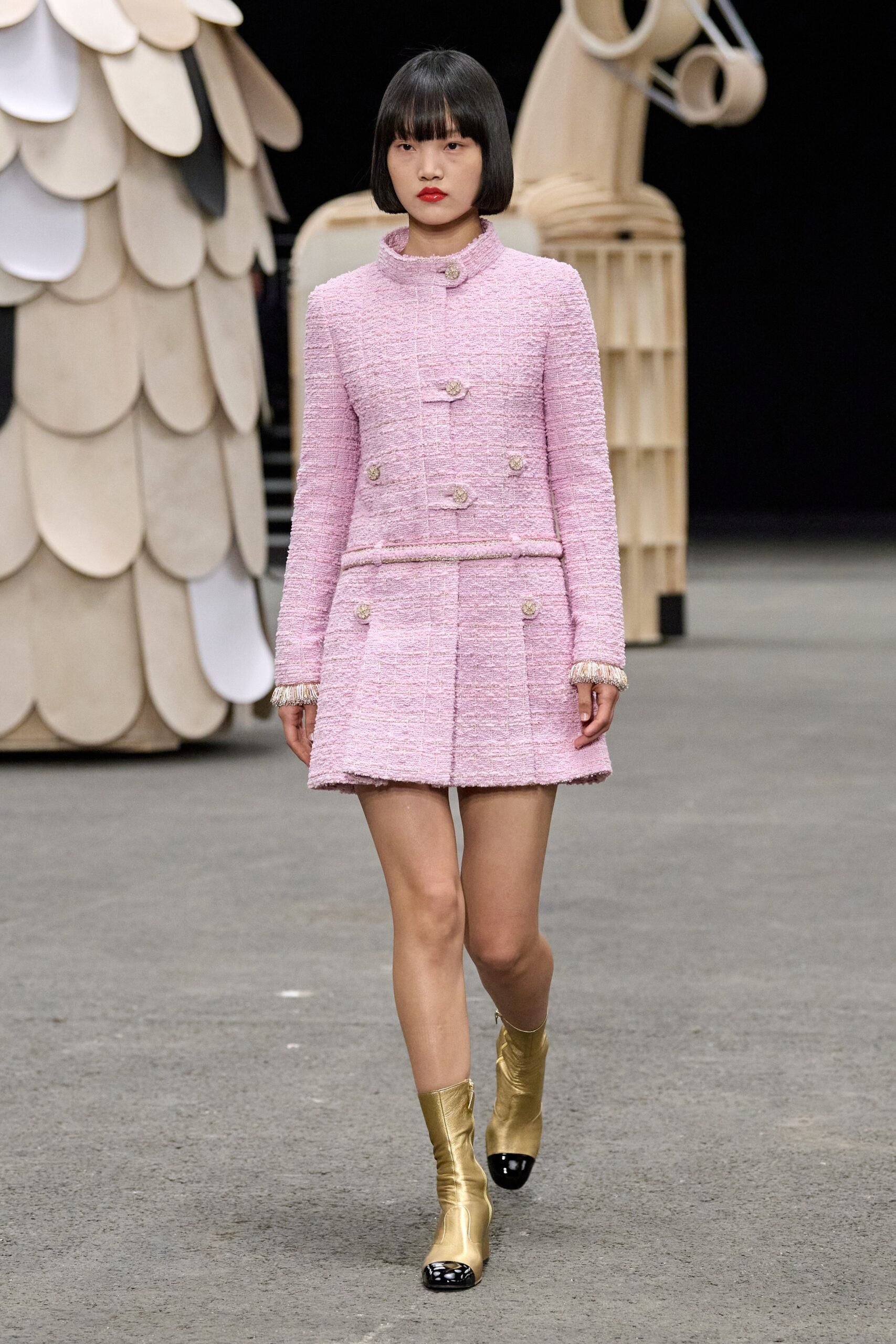 Chanel S/S 23 Couture Look 182