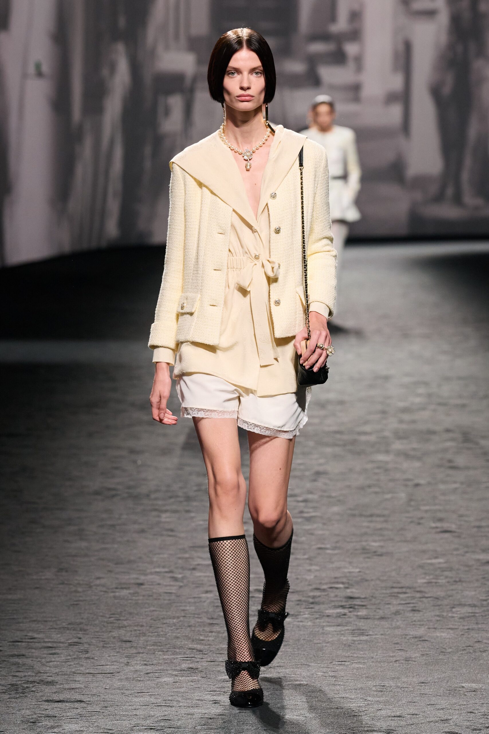 Chanel S/S 23 Look 204